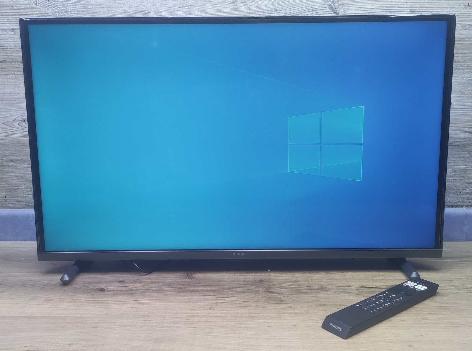Philips 32PFS6908/12 LED Fernseher Ambilight Smart TV 32" FHD HDR10 Tuner WLAN