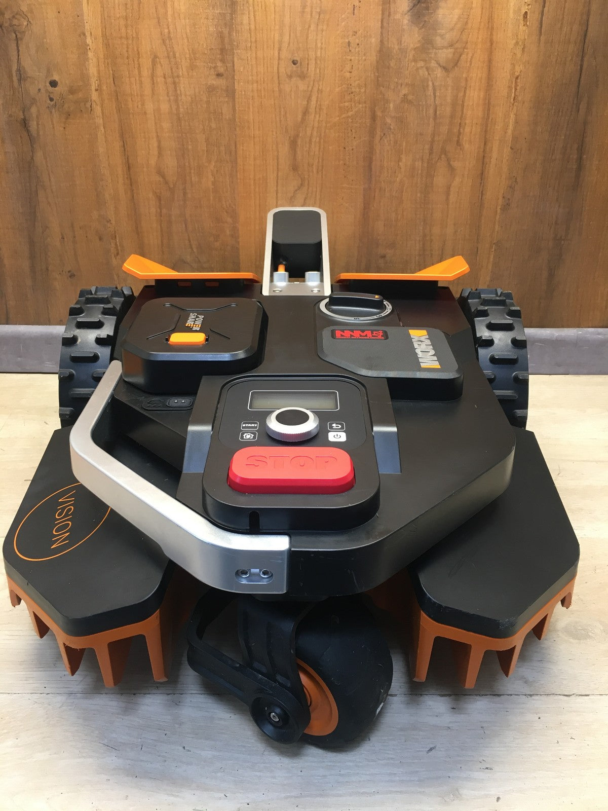 WORX Landroid Vision M550 Mähroboter ohne Begrenzungskabel WR205E, I38220