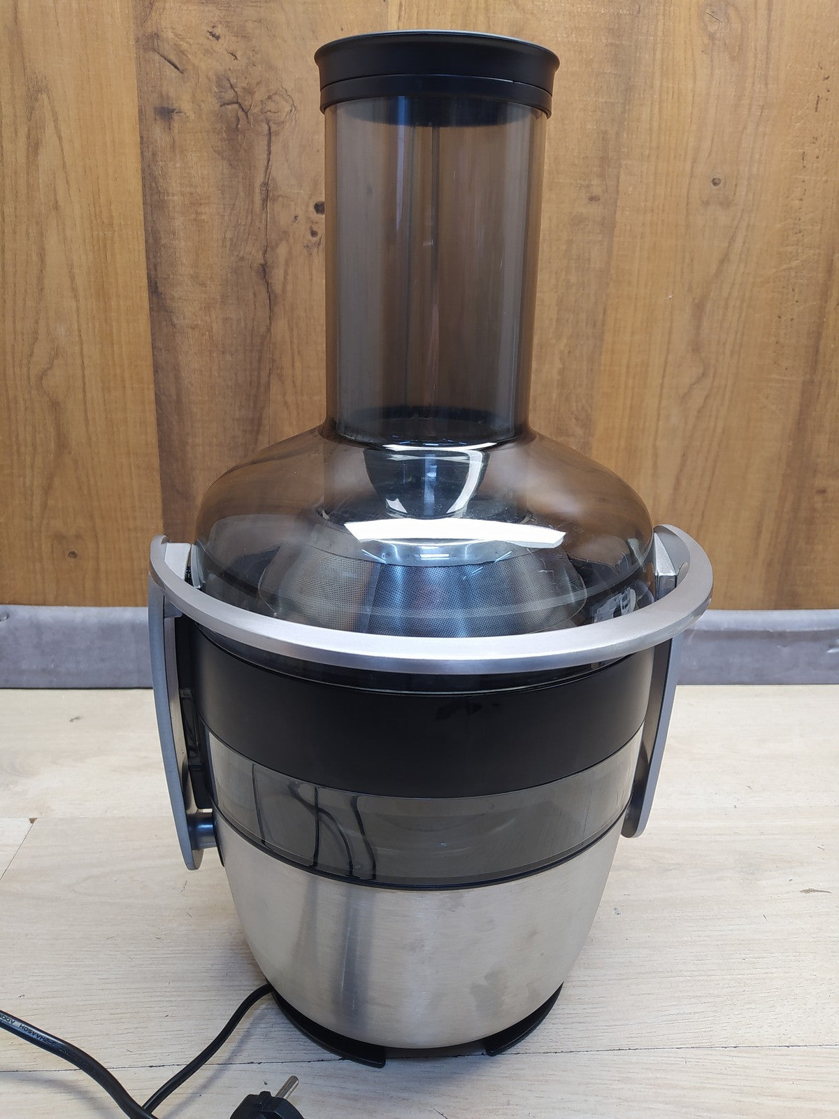 Philips HR1921/20 Entsafter, 1100W, 2L, I36073