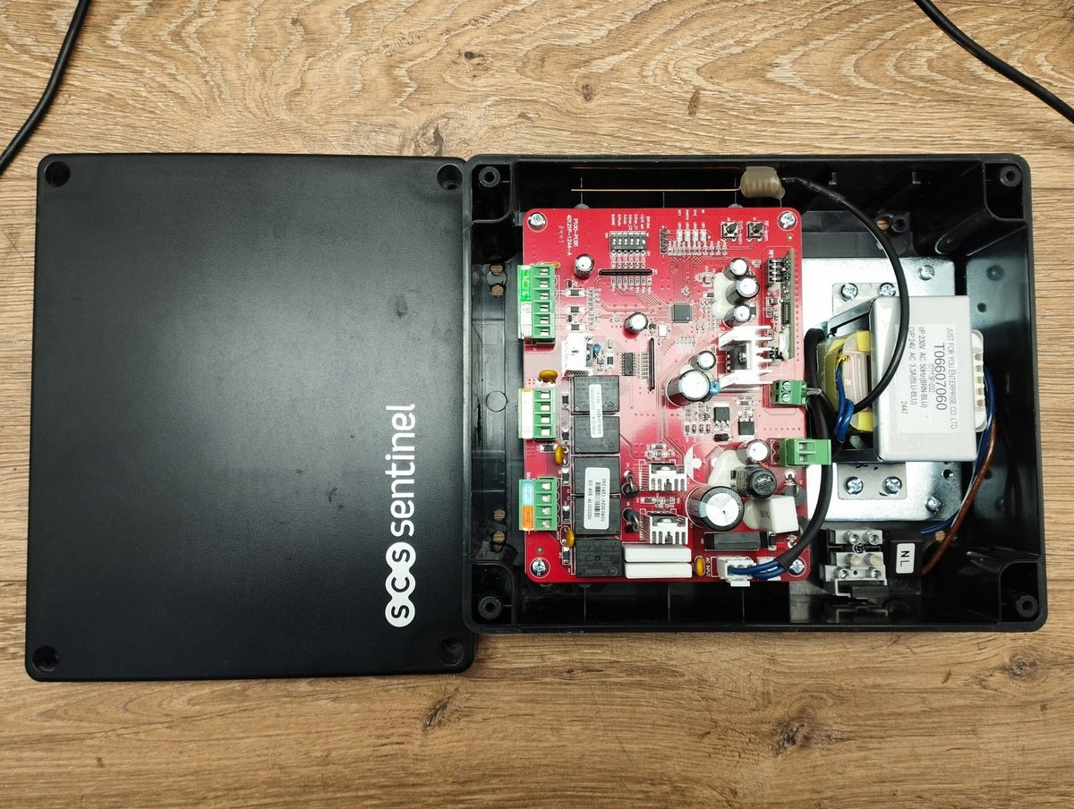 SCS Sentinel MVE0116 SimplyOpen 1+ Zylinderantrieb für Drehflügeltore