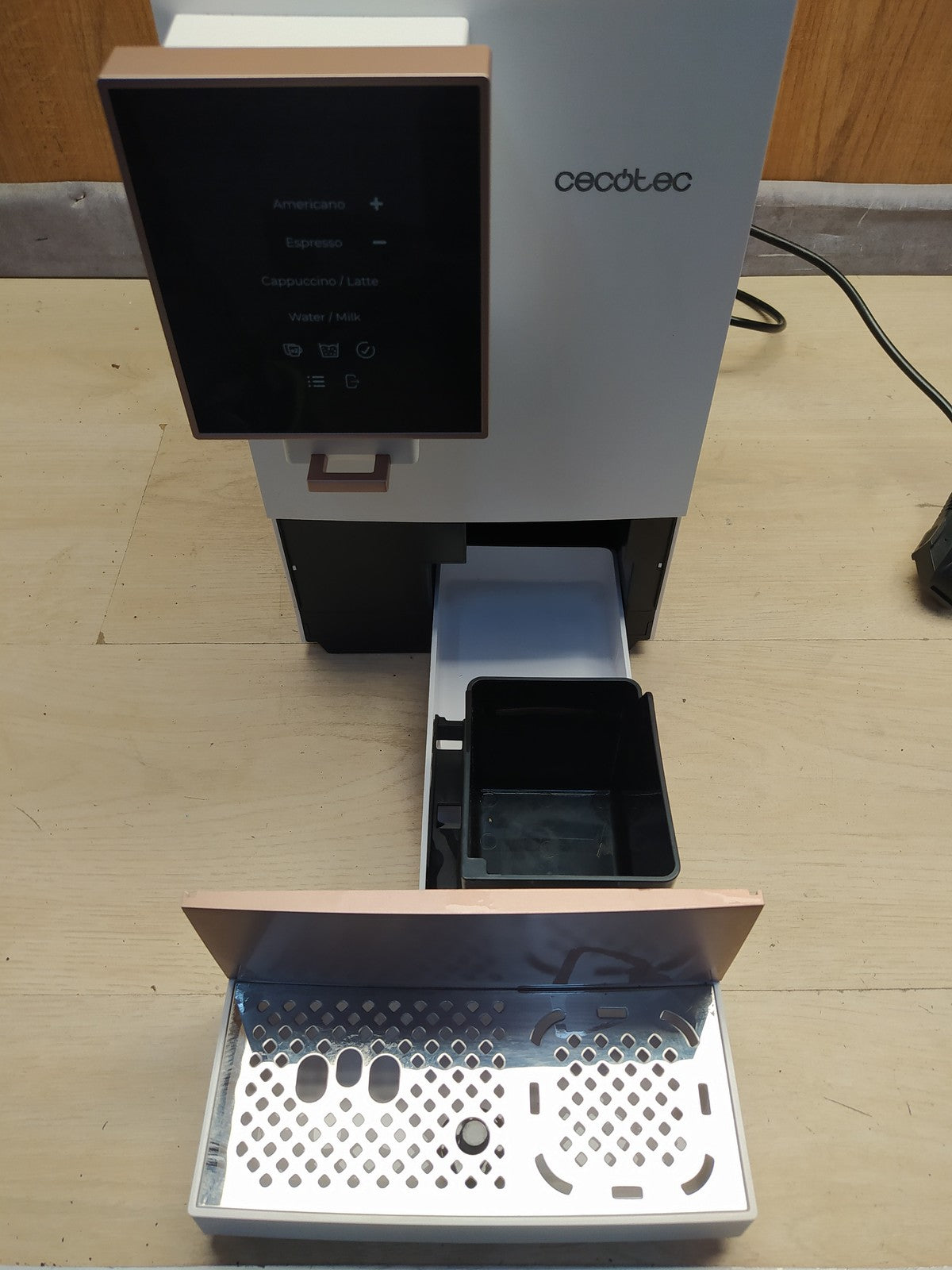 Cecotec EU01-105454 Kaffeemaschine Cremmaet Compactccino White Rose, I35996