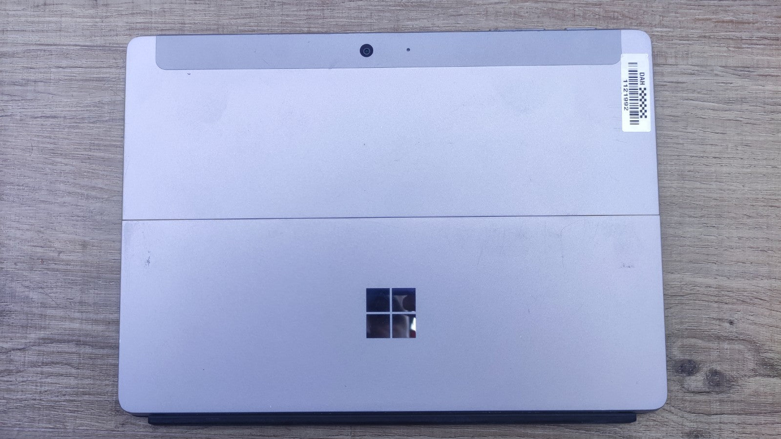 Microsoft Surface Go Tablet 10" 1800x1200 Touch Pentium 4415Y 8GB 128GB SSD WiFi