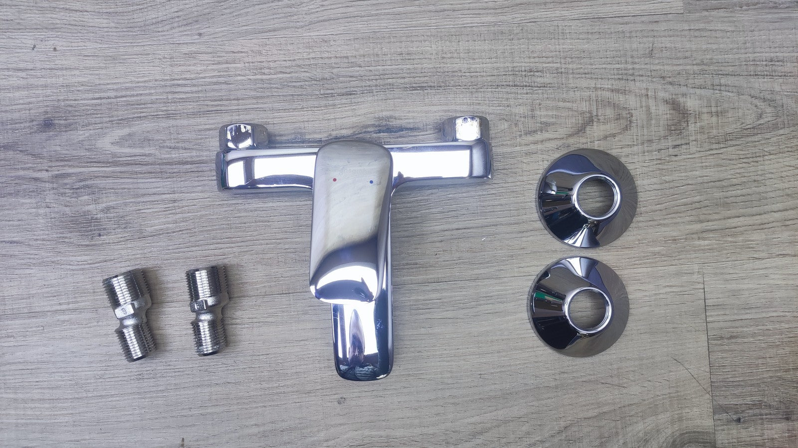 hansgrohe Logis Aufputz Einhebel-Badewannenarmatur 7140000, chrom, I37513