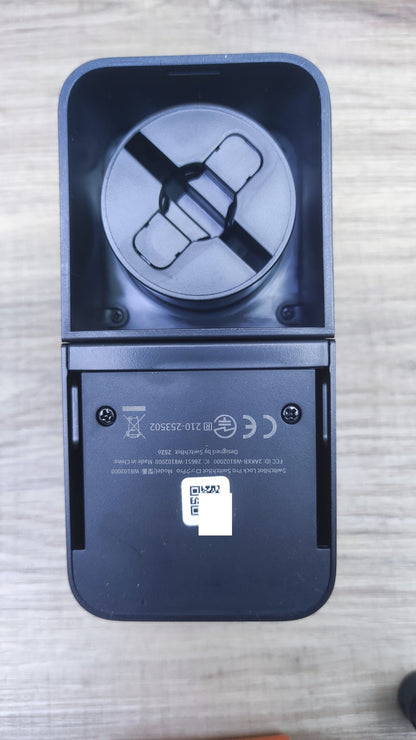 SwitchBot WLAN Smart Lock Pro Elektronisches Türschloss, Matter, I37325