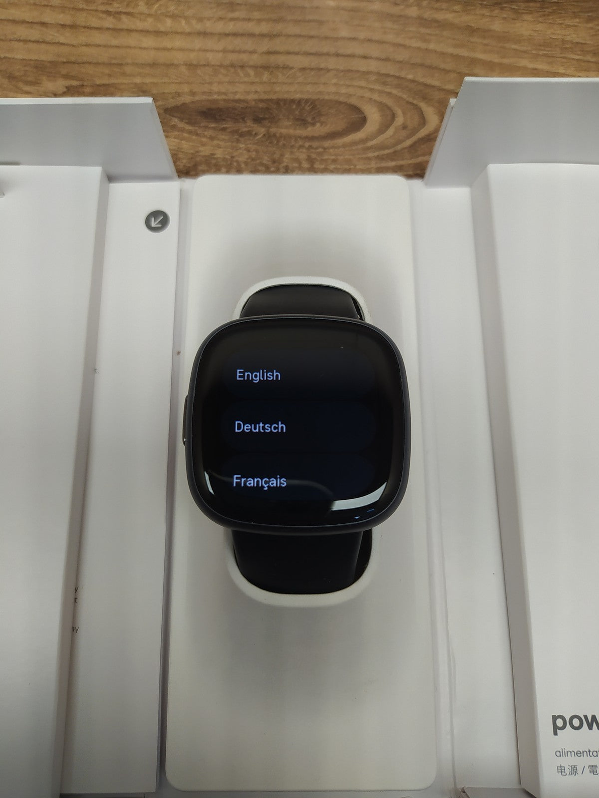 Fitbit Versa 4 Aktivitätstracker FB523, Schwarz, I39218