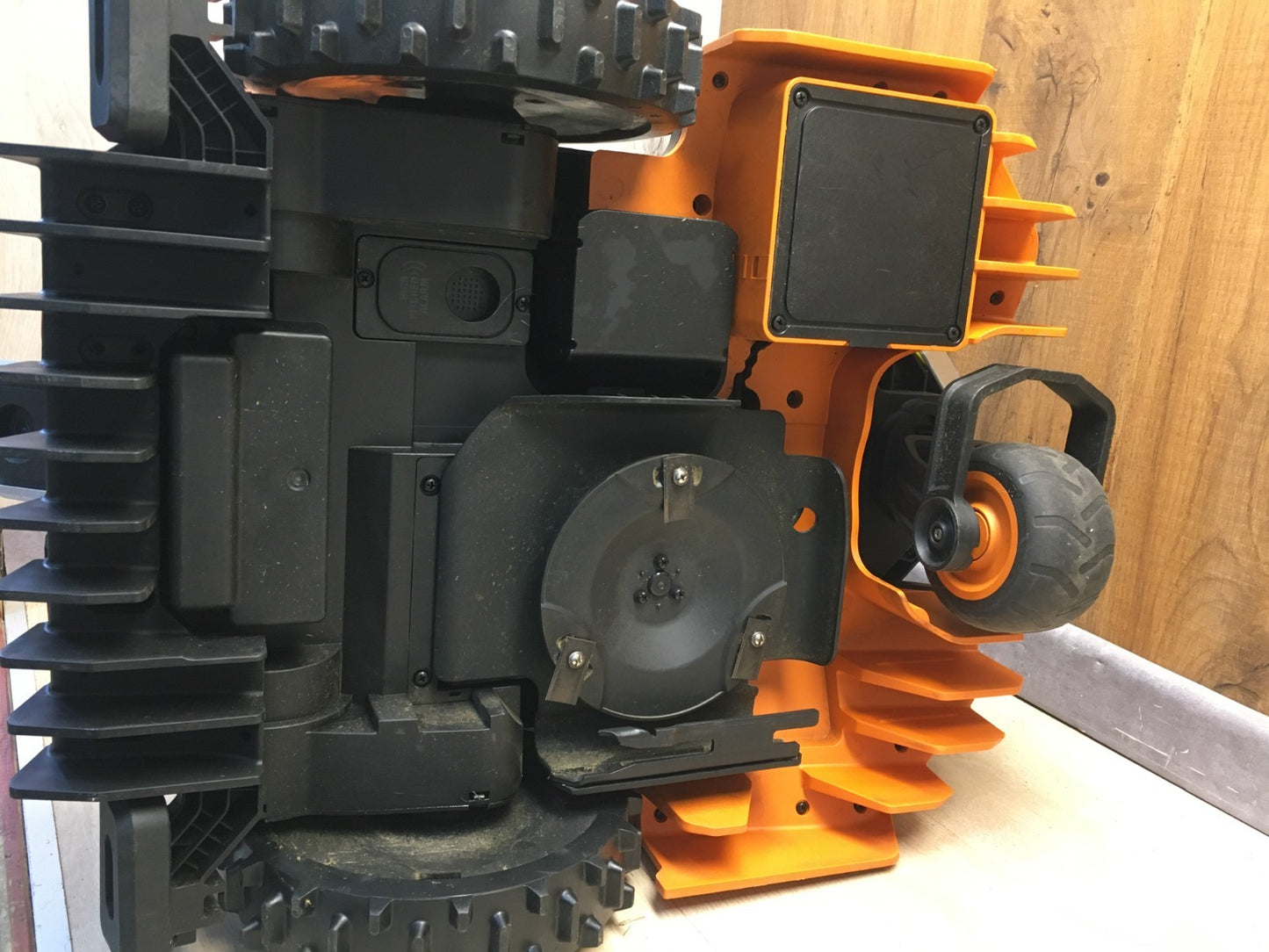 WORX Landroid Vision M600 Mähroboter WR206E ohne Begrenzungskabel I36776