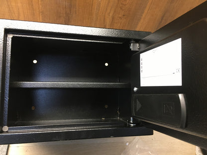 Amazon Basics Tresor Sicherheitstresor 28L Elektronikschloss schwarz I37041