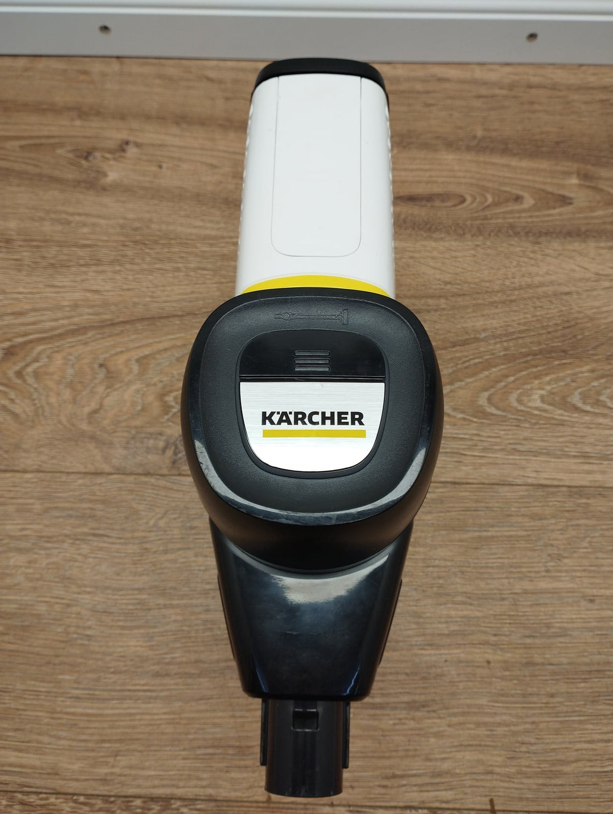Kärcher VC 6 Cordless ourFamily Akku-Staubsauger 1.198-670.0 Weiß