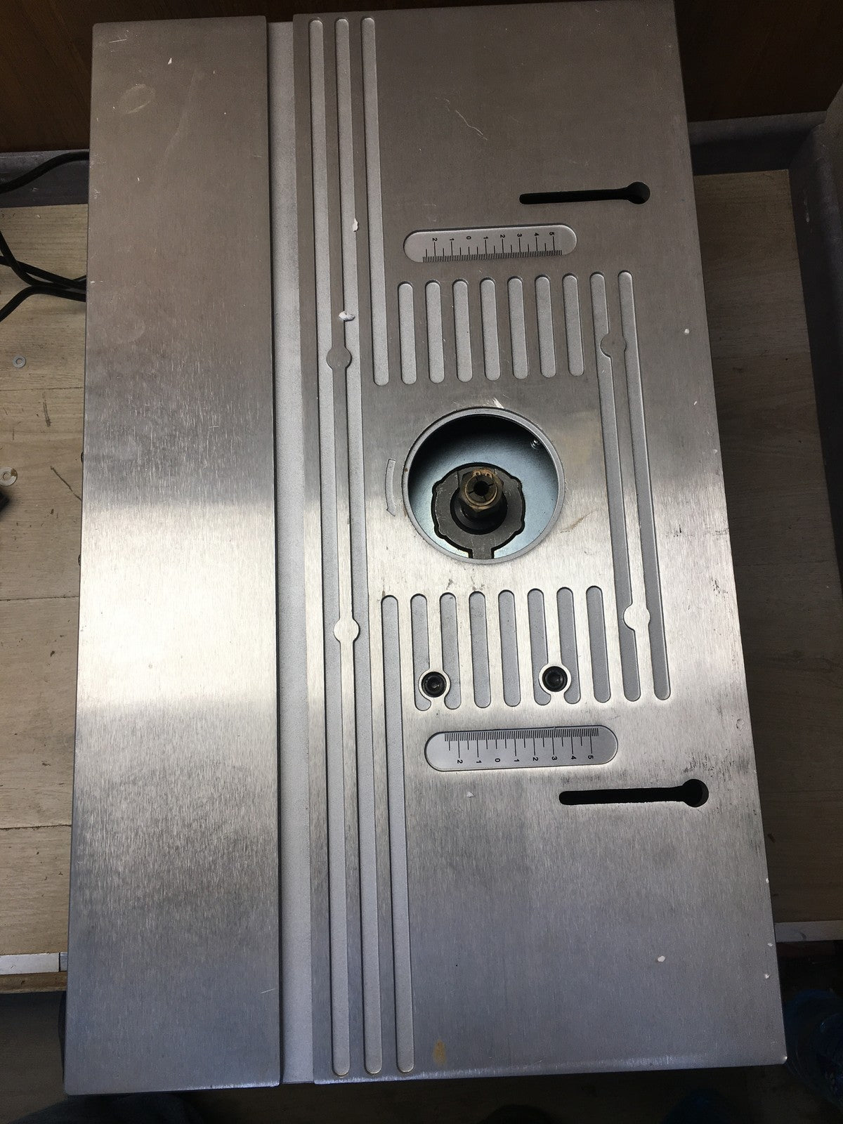 Scheppach HF60 Tischfräsmaschine, 230V, 1500W, I38274