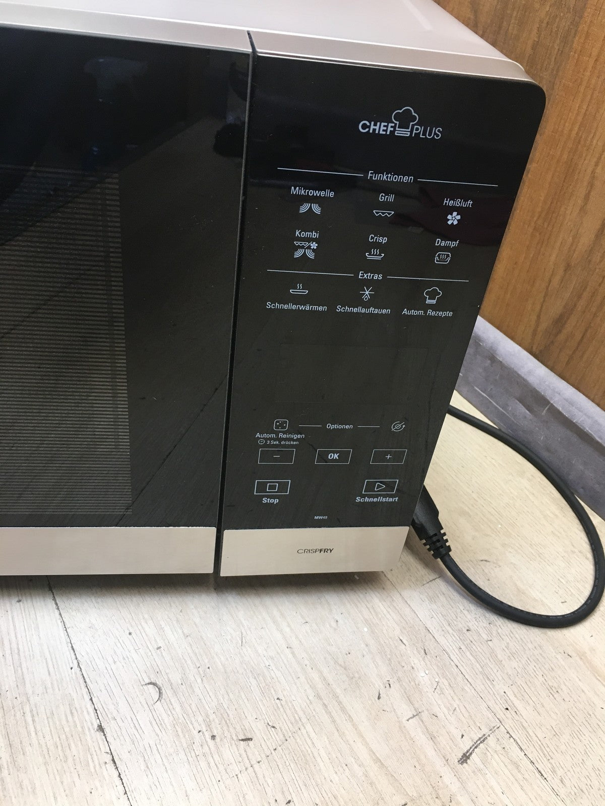 Bauknecht Chef Plus MW 49 SL 5in1-Multifunktionsmikrowelle, 800W, 25L, I39131