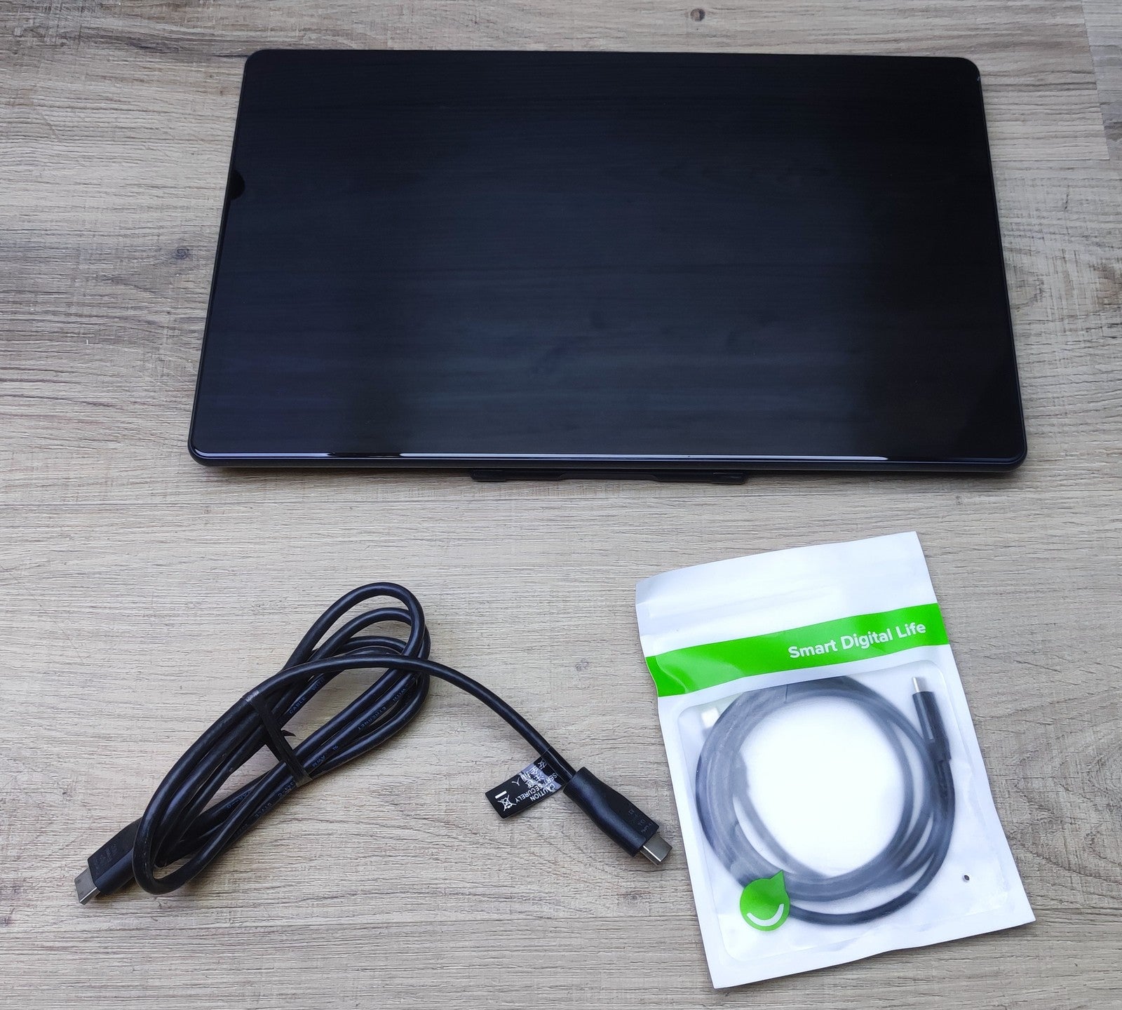 UPERFECT Tragbarer Monitor 15.6" 1920x1080 HDMI USB-C Lautsprecher