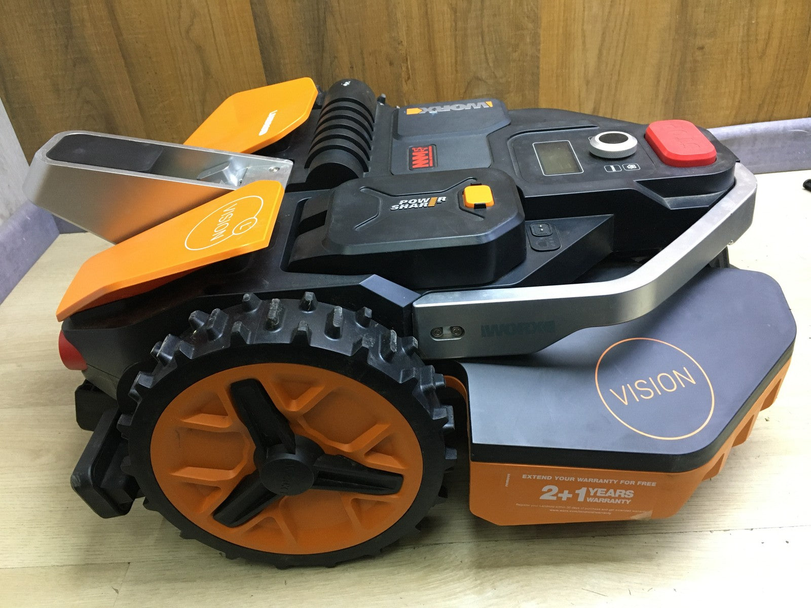 WORX Landroid Vision L1600 Mähroboter WR216E.1, für Gärten bis 1600m², I34754
