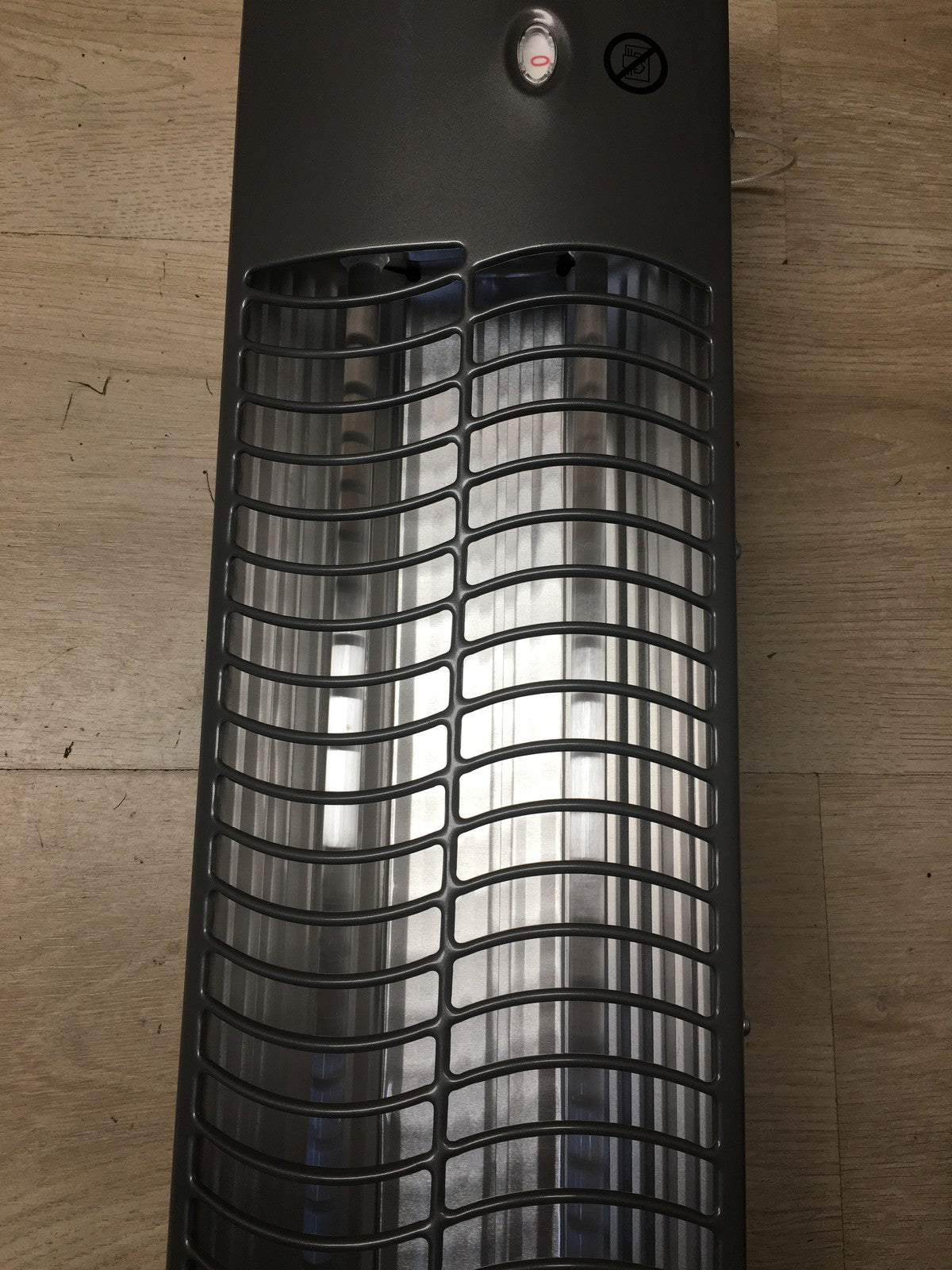 Nedis HTBA10GY Badezimmer-Heizgerät, I36339