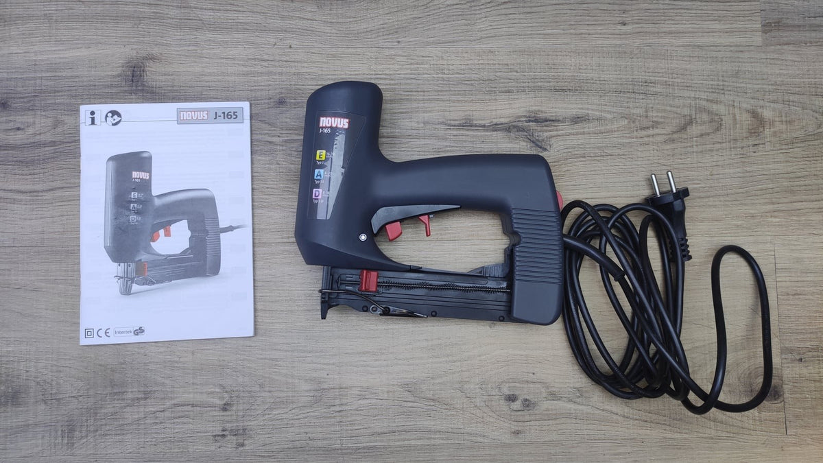 Novus Elektrotacker J-165, rückschlagarmer Universal-Tacker