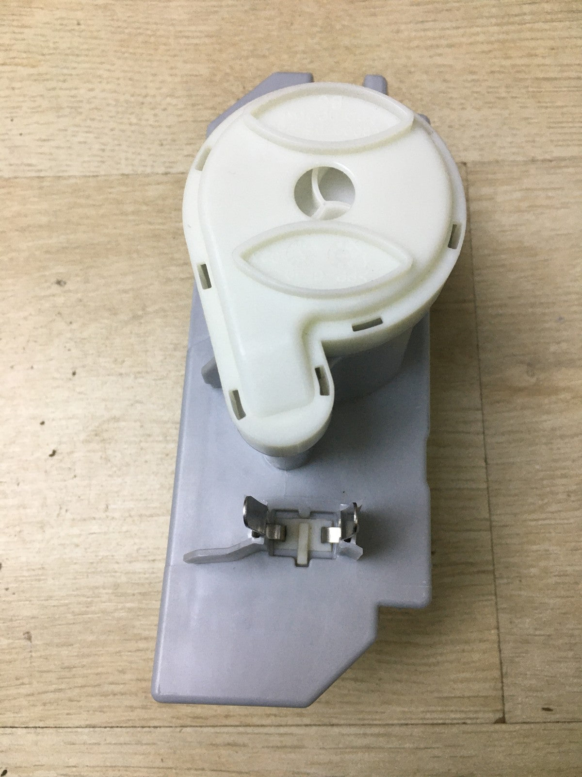 DL-pro Kondenswasserpumpe für Bosch Siemens Neff Constructa Balay 146123, I35366