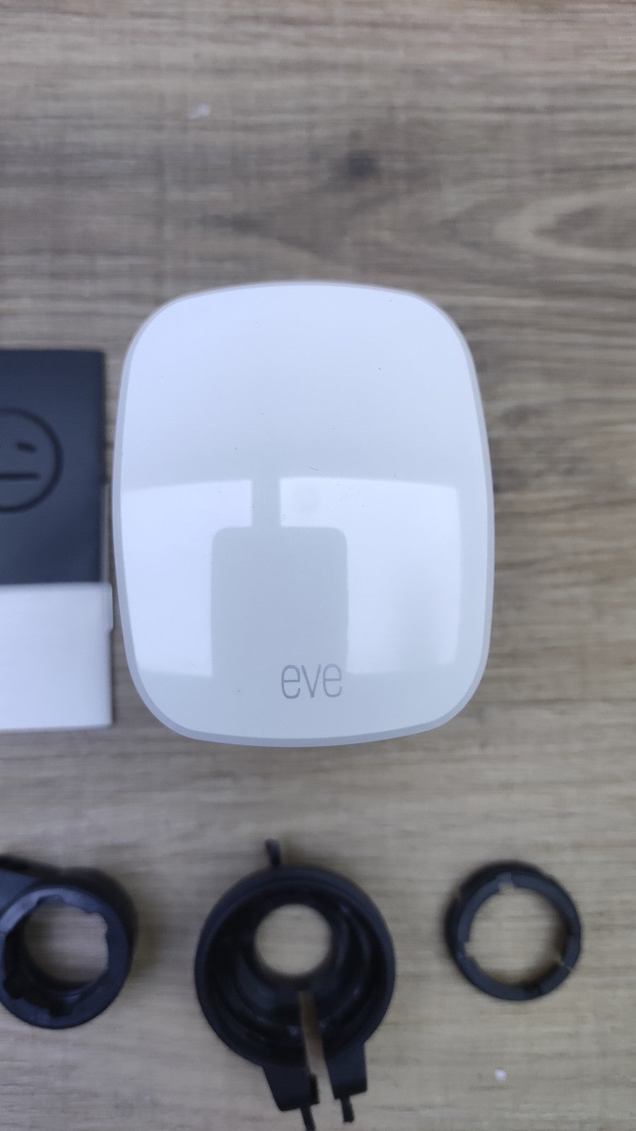 Eve Thermo Smartes Heizkörperthermostat mit LED-Display, I39296