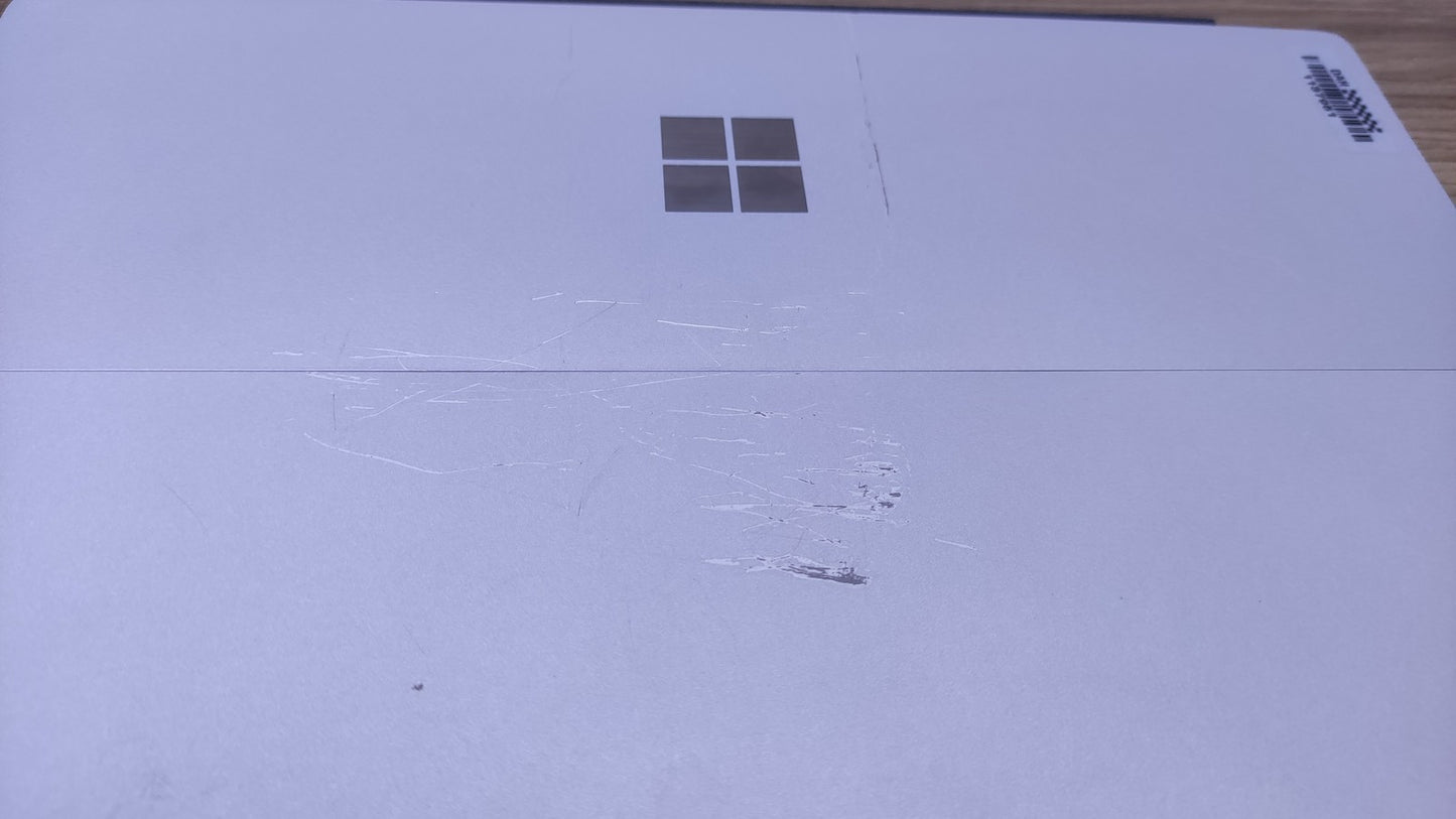 Microsoft Surface Pro 4 Windows Tablet 2736x1824 Touch m3-6Y30 4GB RAM 128GB SSD