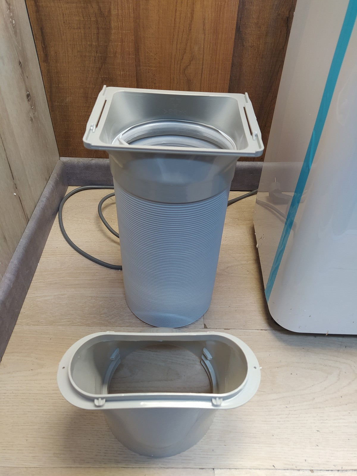SereneLife SLPAC905WEU Mobile Klimaanlage, 10.000 BTU, EEK:A, I37789