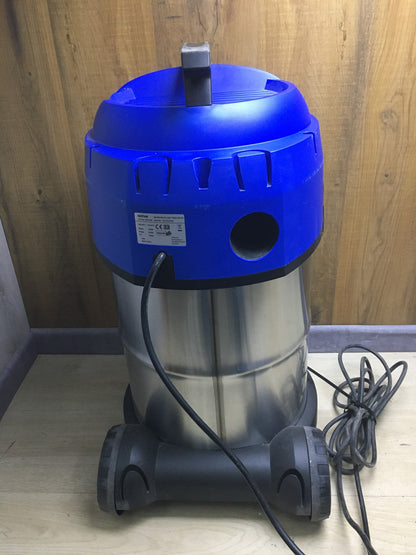 Nilfisk Multi II 30 T INOX VSC Nass-/Trockensauger, Innen- & Außenbereich I35721