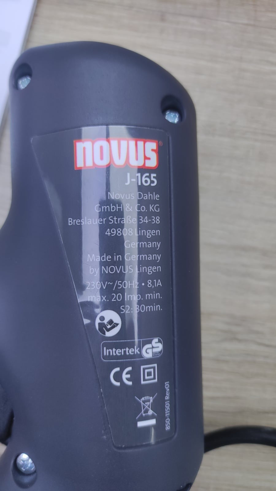 Novus Elektrotacker J-165, rückschlagarmer Universal-Tacker