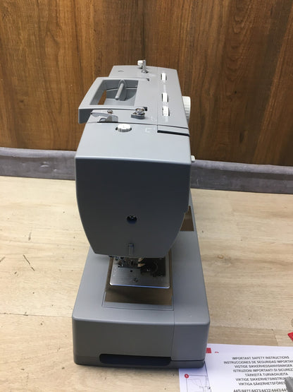 Singer Heavy Duty 4411 Nähmaschine, 11 Stichprogramme, I36688