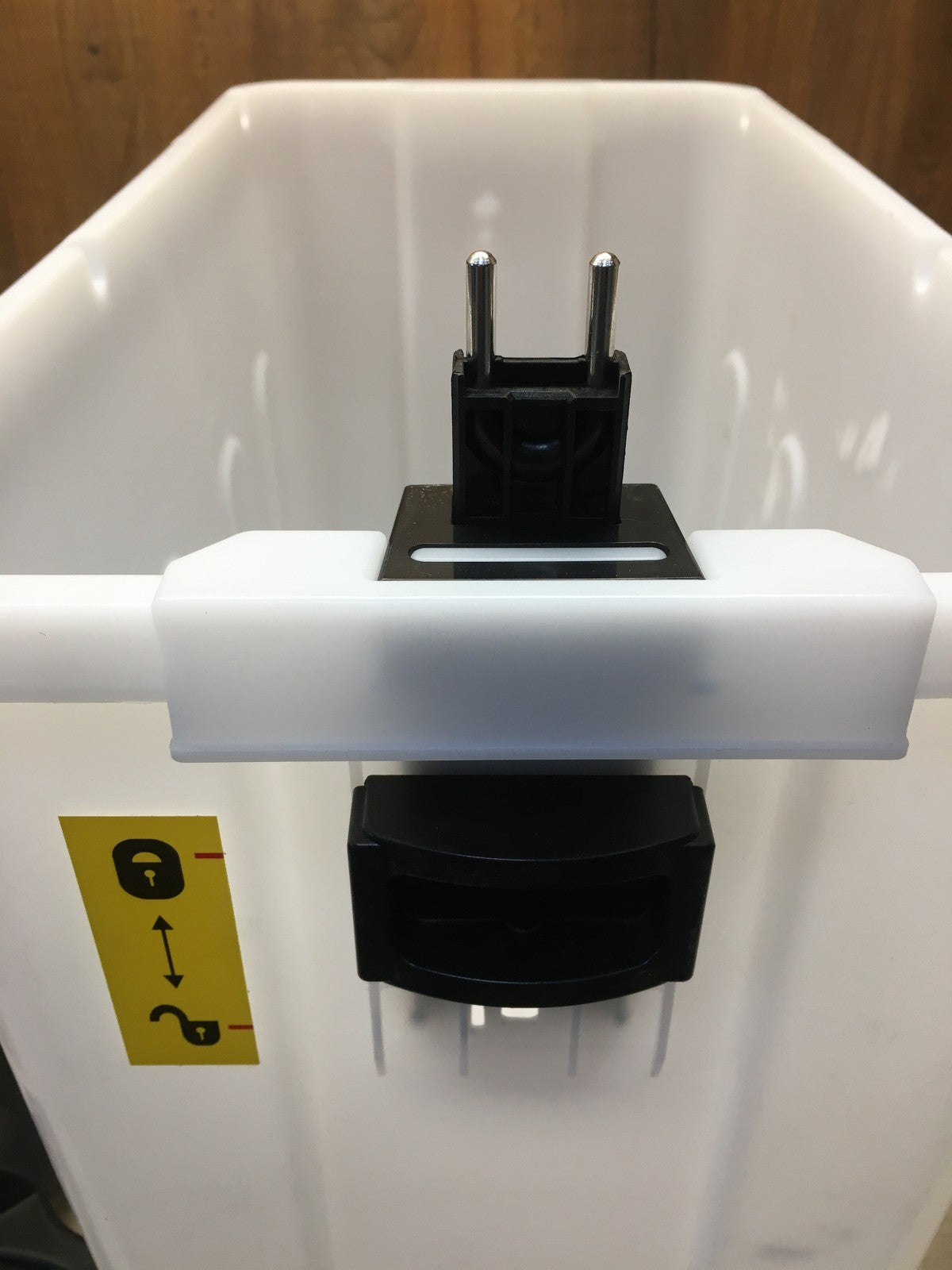 IKRA Elektro-Gartenhäcksler ILH 3000 A, 3.000 Watt, Aststärke bis 44mm, I38325
