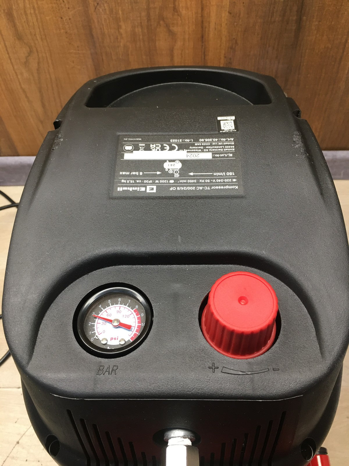 Einhell Kompressor TC-AC 200/24/8 OF (1.200 W, max. 8 bar, Druckminderer) I37303