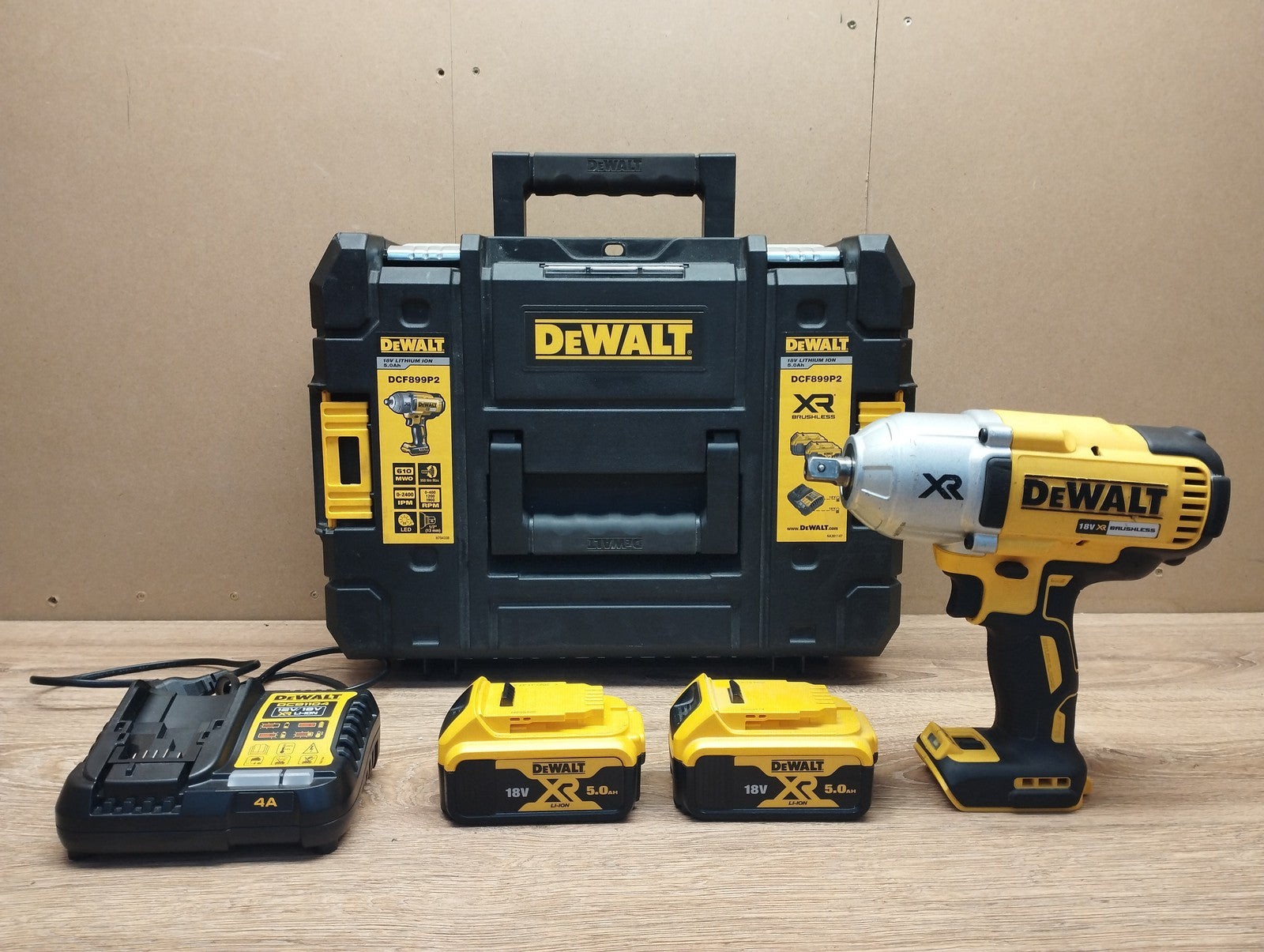DEWALT Akku-Schlagschrauber DCF899P2, inkl. 2x Akkus 18 V, 5,0 Ah, I39843