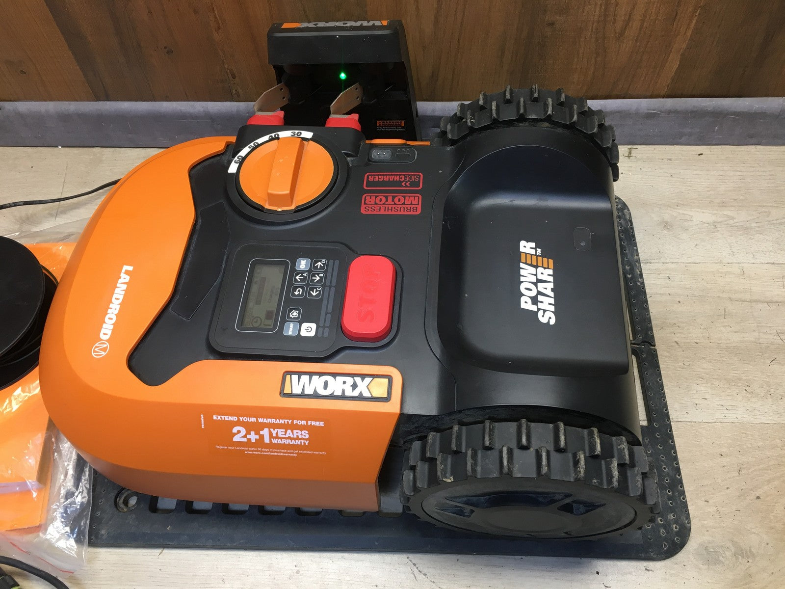 WORX Landroid M700 WR142E Mähroboter für Gärten bis 700 qm, I38454