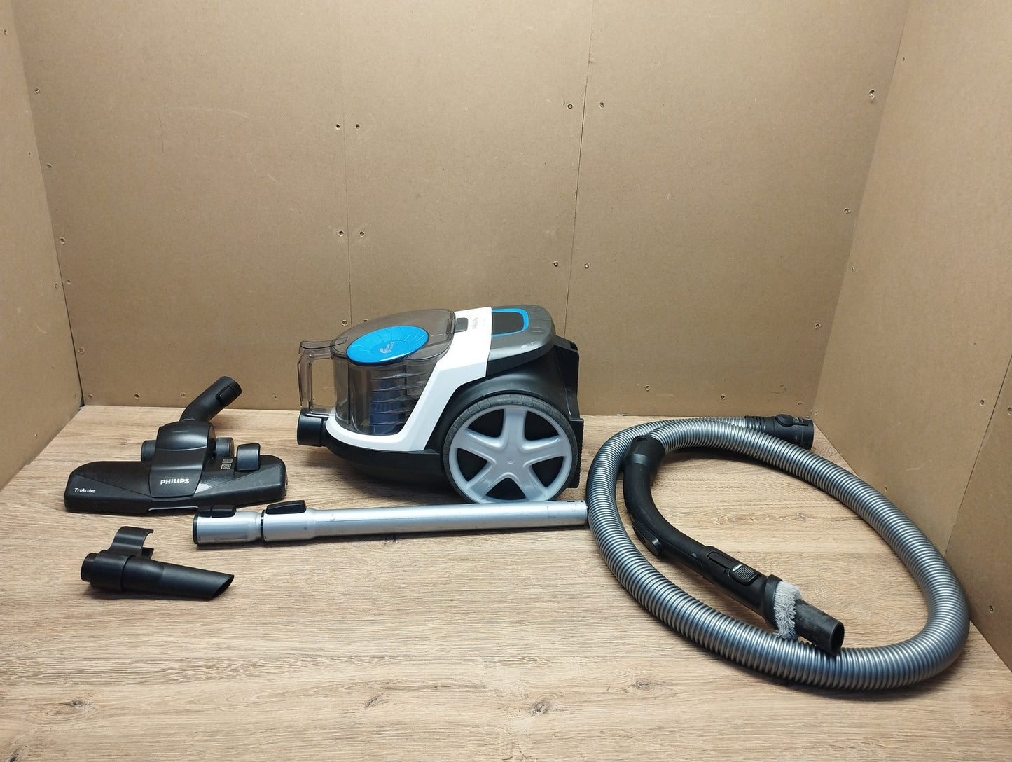 PHILIPS PowerPro Compact Staubsauger (FC9332/09), Beutellos, 750W, I39690