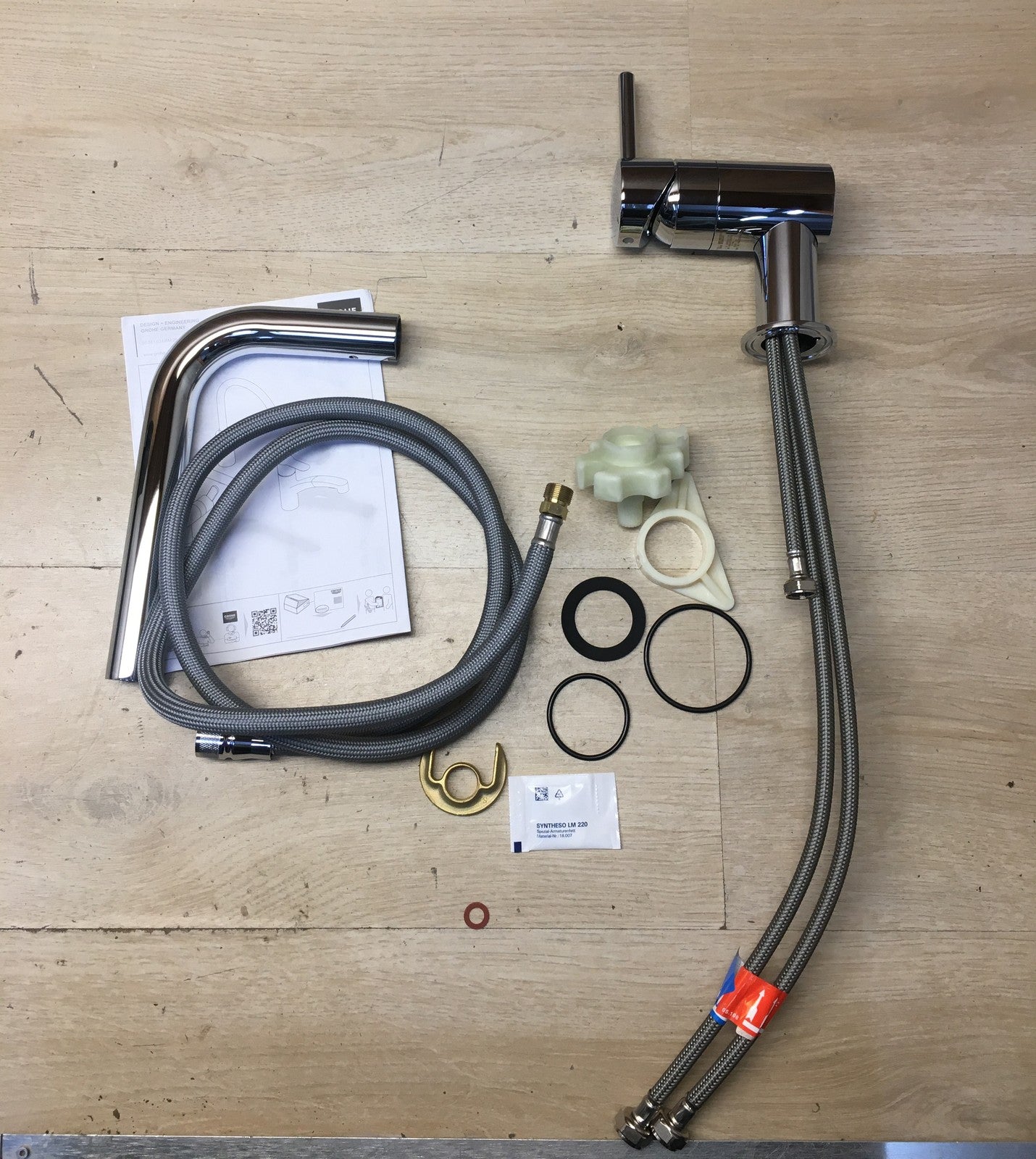 Grohe 32168000 Minta Küchenarmatur mit herausziehbarem Auslauf Wasserhahn I37896