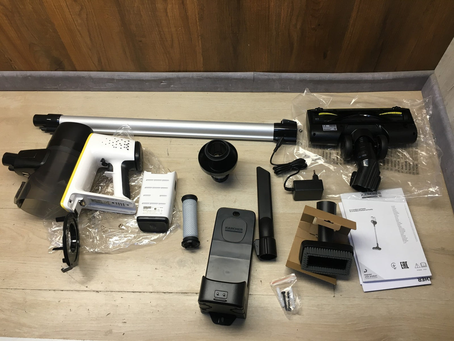 Kärcher VC6 Cordless Akku-Handstaubsauger (1.198-670.0), I36816