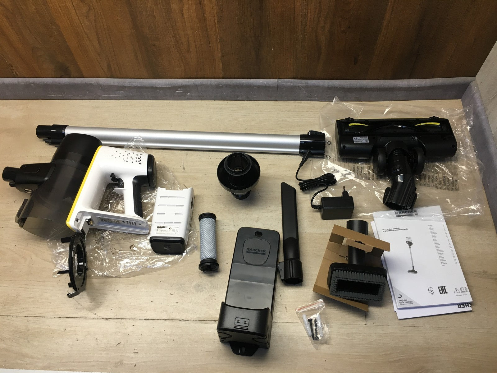 Kärcher VC6 Cordless Akku-Handstaubsauger (1.198-670.0), I36816