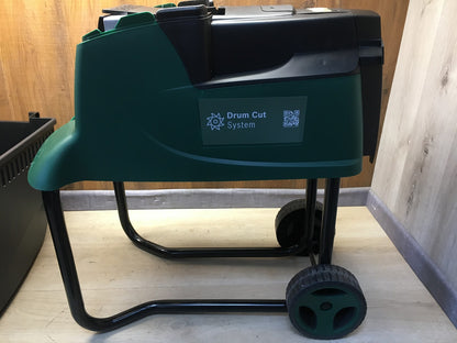 Bosch Leisehäcksler AXT 25 D, 2.500 W, für Hartholz und Dornensträucher, I38270