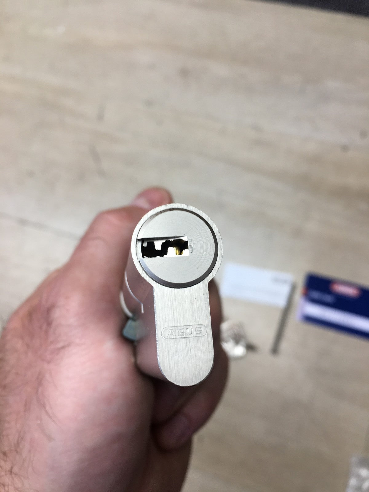 ABUS Profilzylinder D6X 40/60 mit 5 Schlüsseln, I38740