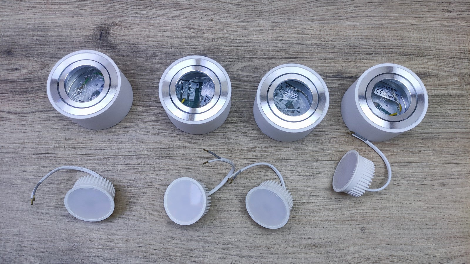 KYOTECH LED Deckenleuchte Flach 230V Schwenkbar Ø80x50mm 4 Stück, I37139