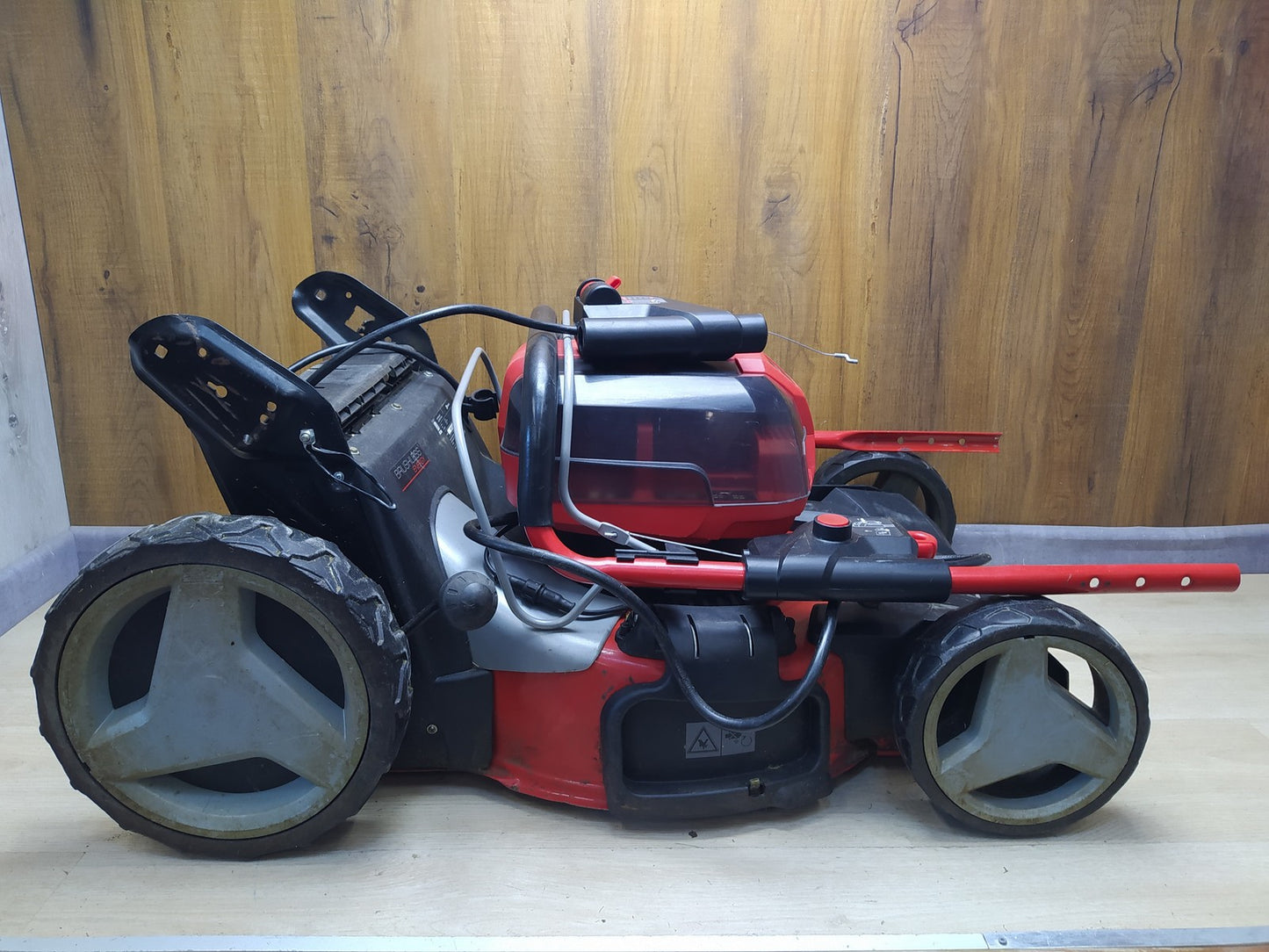 Einhell GE-CM 36/47 S HW Li Akku-Rasenmäher 3413201 mit 2 Akkus, I35736