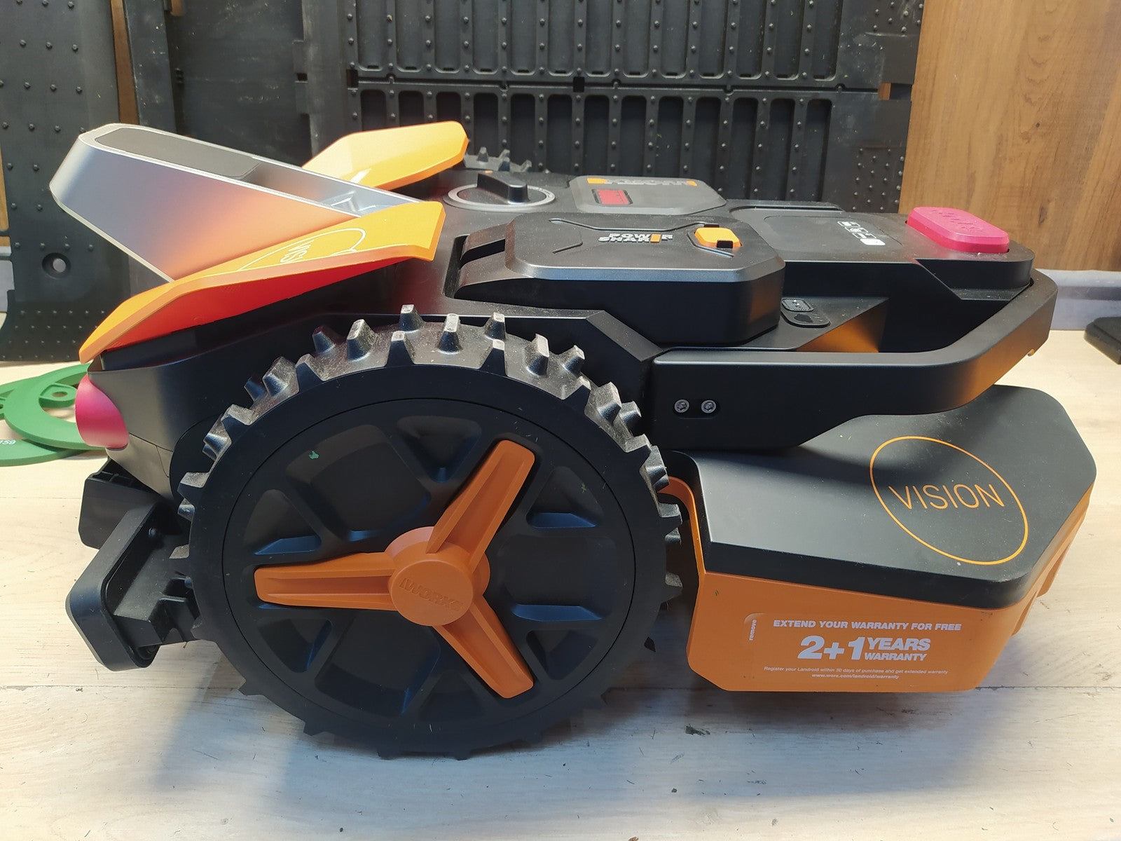 WORX Landroid Vision S250 Mähroboter ohne Begrenzungskabel WR202E, I37842
