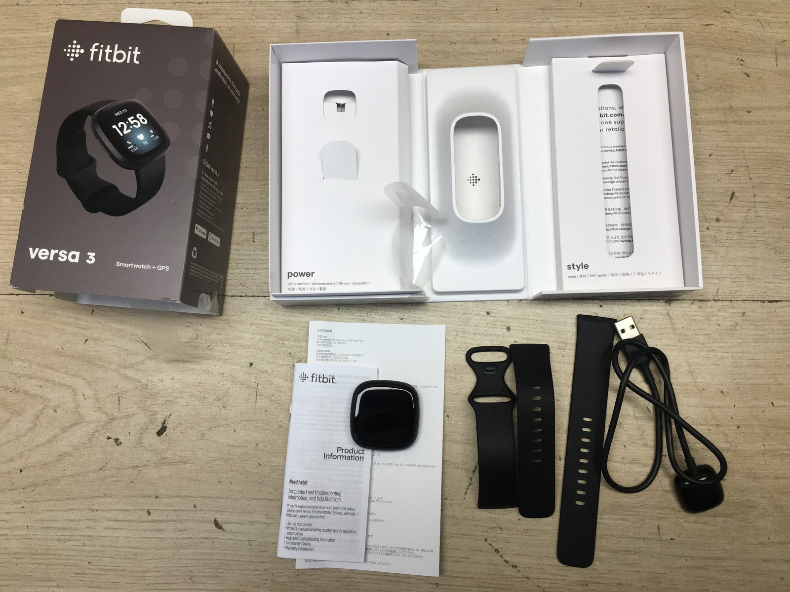 Fitbit Versa 3 Smartwatch FB511, schwarz, I39180