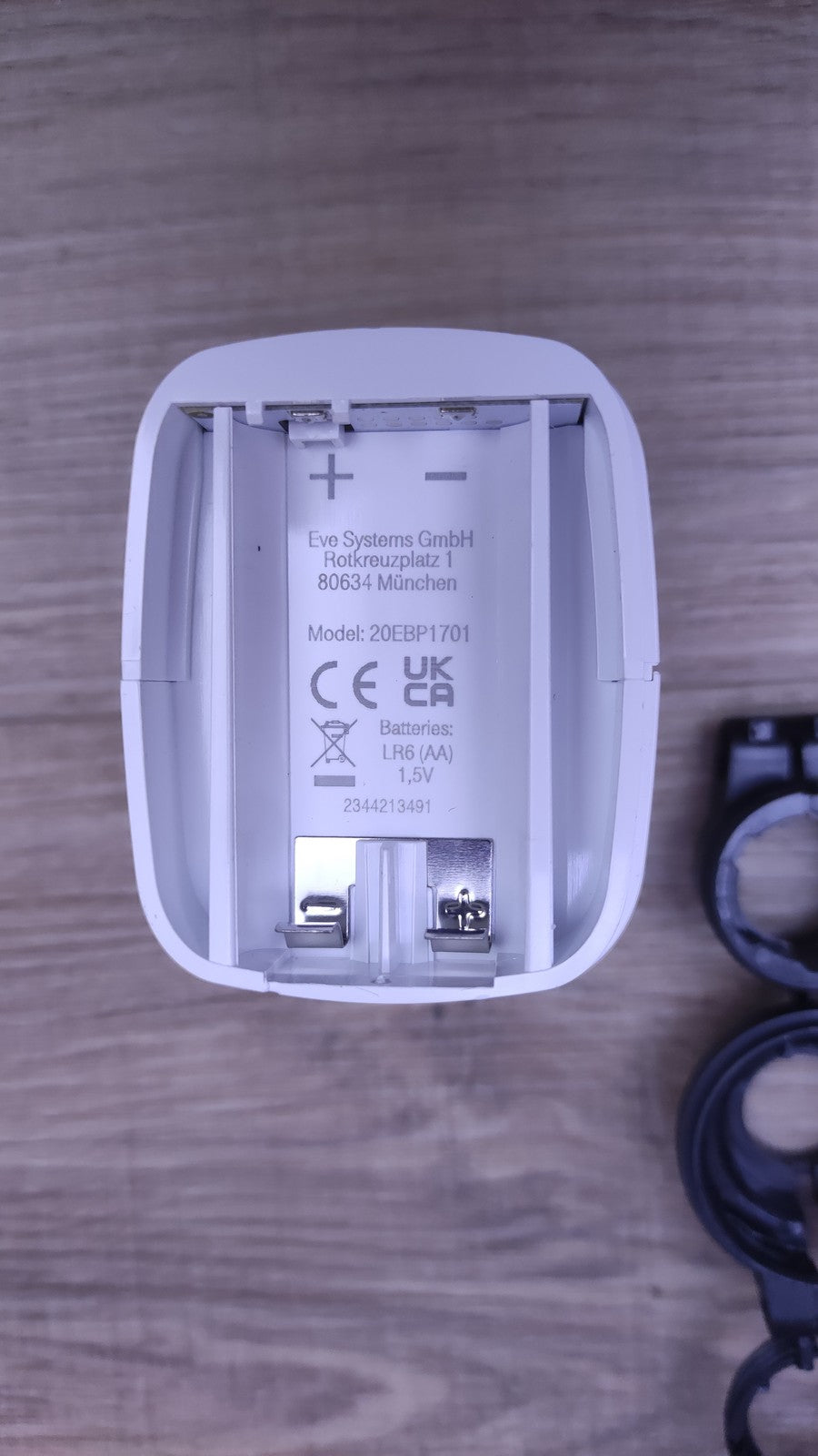 Eve Thermo Smartes Heizkörperthermostat mit LED-Display, I34473