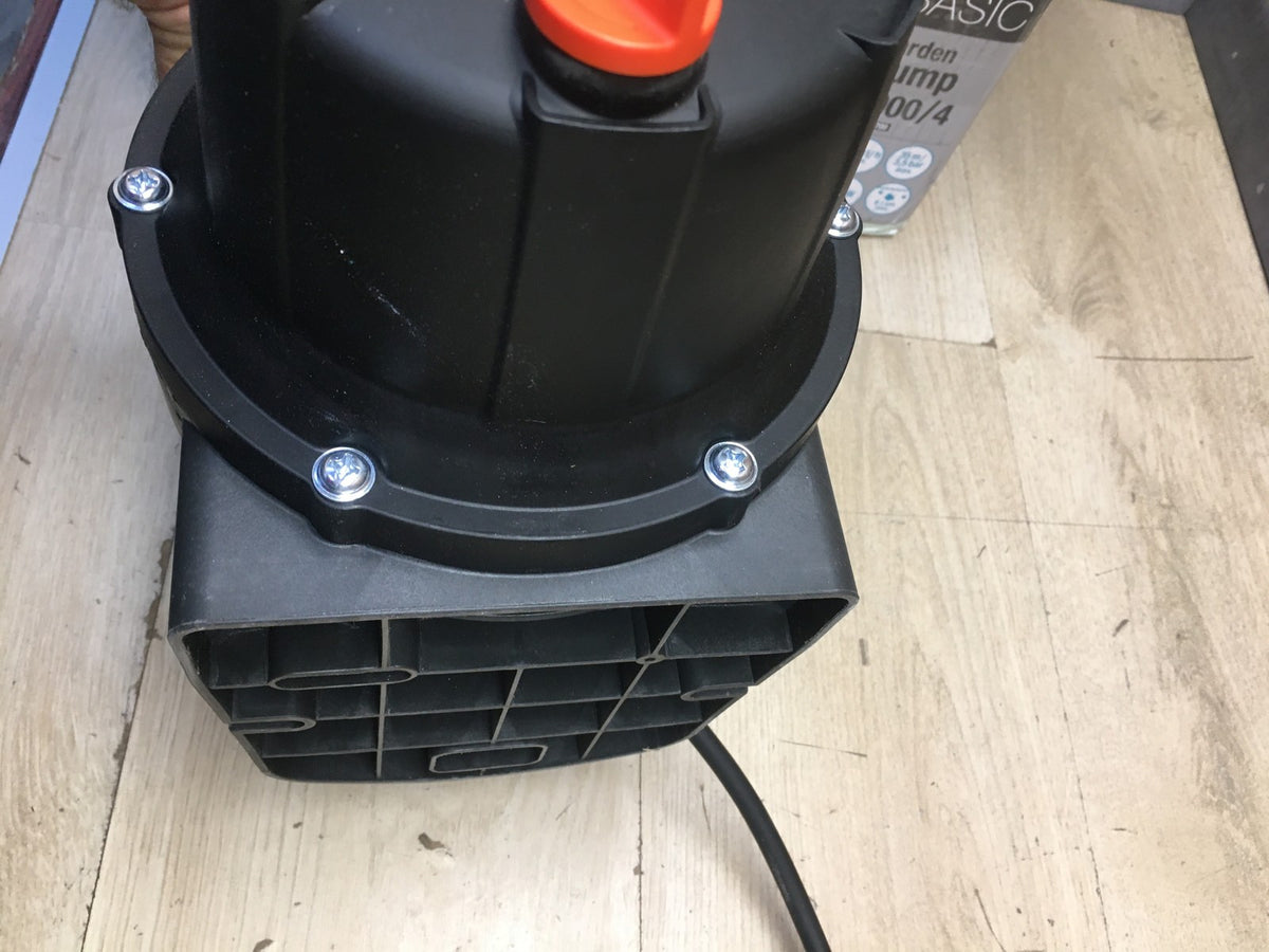 Gardena Gartenpumpe 3000/4 Basic (09010-47), 3000 l/h Fördermenge, 600 W, I40604