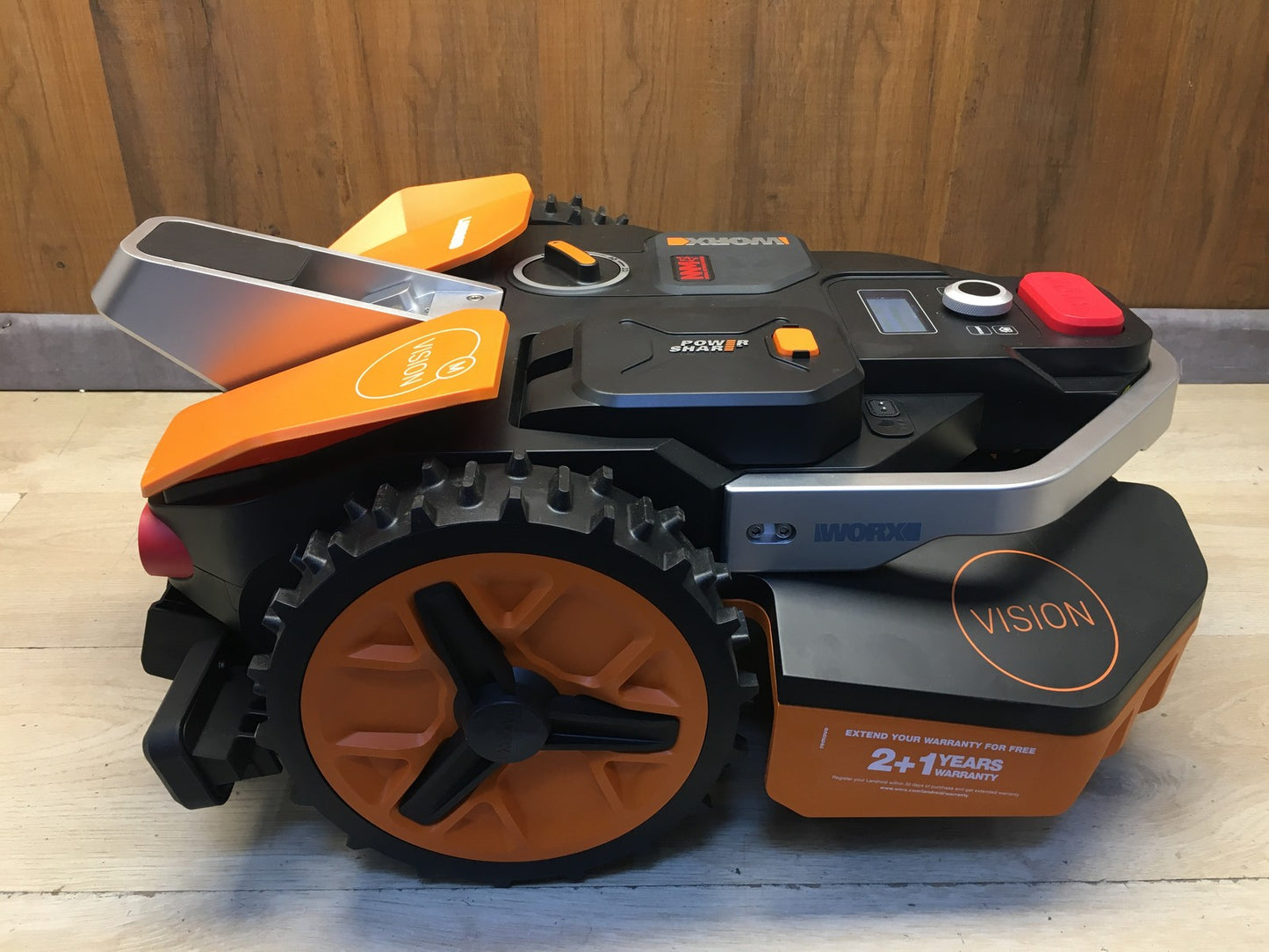 WORX Landroid Vision M600 Mähroboter ohne Begrenzungskabel WR206E.1 I38452