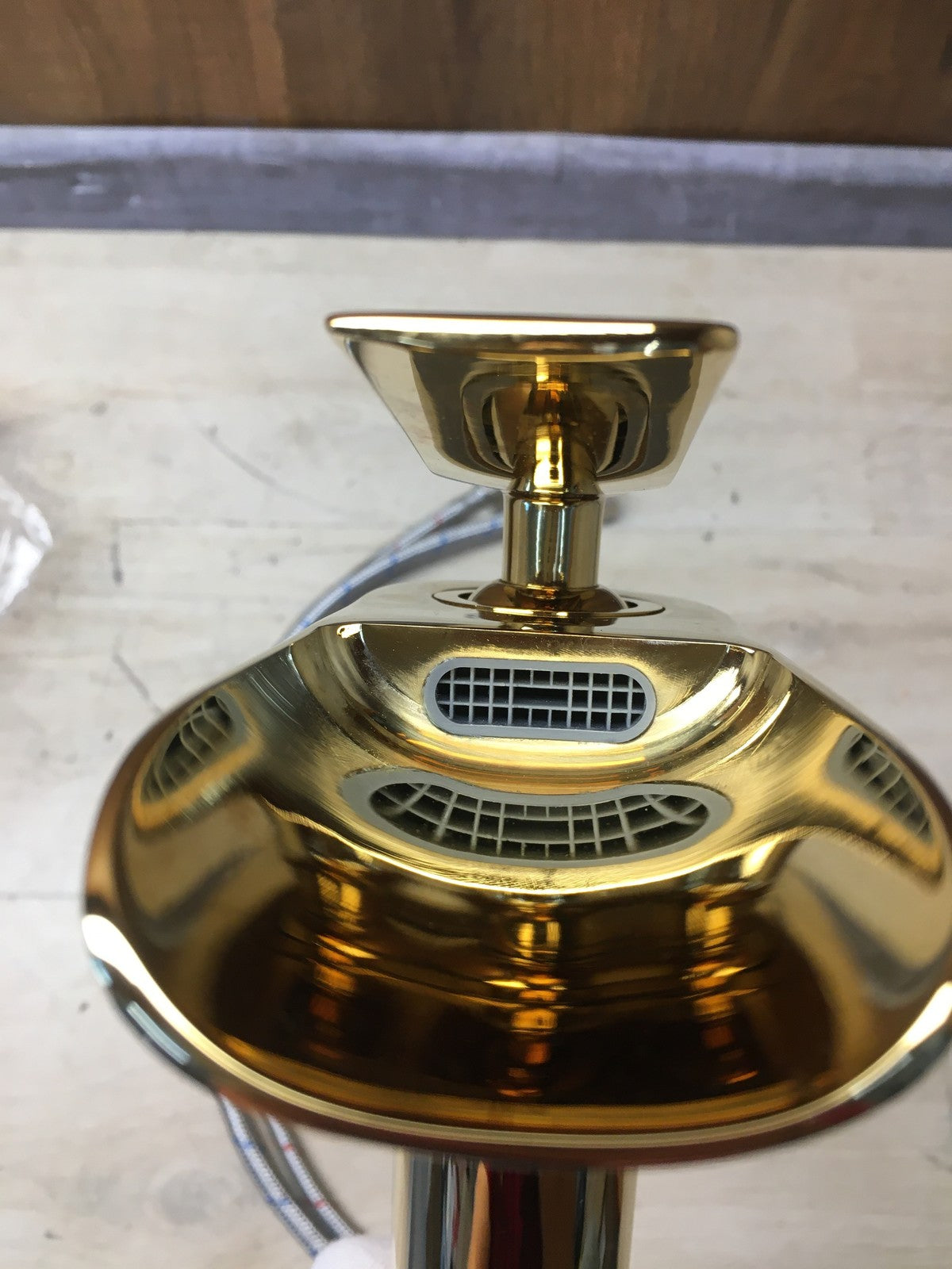 AIMADI Wasserhahn Bad Wasserfall Waschtischarmatur Golden, I39030
