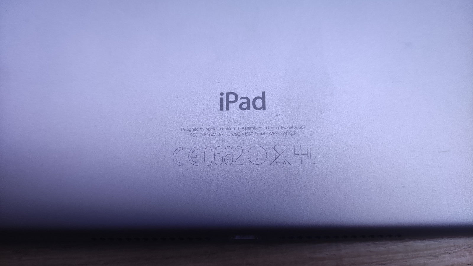 Apple iPad Air 2 Tablet 9.7" 32GB LTE + WiFi Space Gray A1567 LOCKED