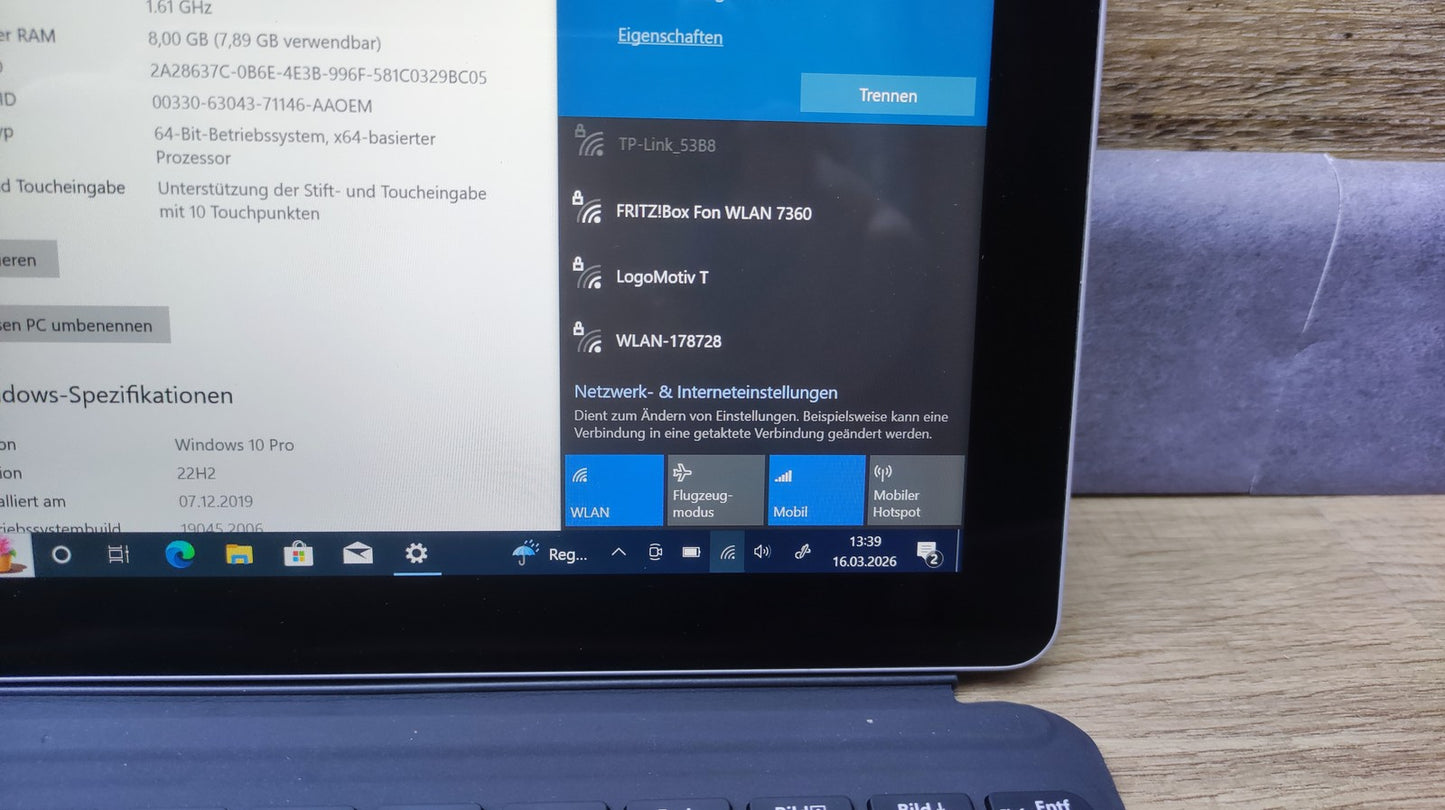 Microsoft Surface Go Tablet 10" 1800x1200 Touch Pentium 4415Y 8GB 128GB SSD LTE