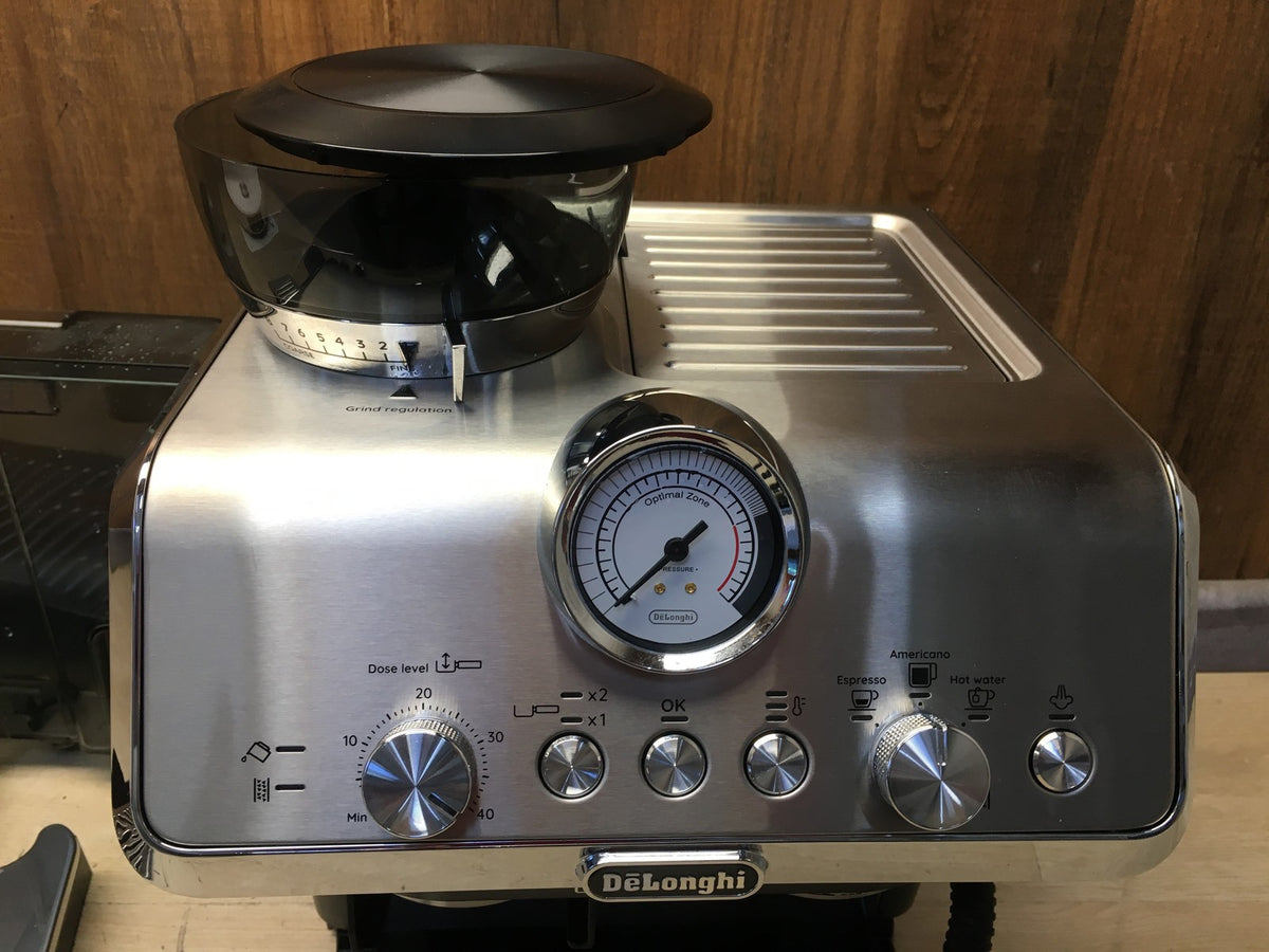 De'Longhi La Specialista Arte EC9155.MB Espressomaschine mit Mahlwerk I39397