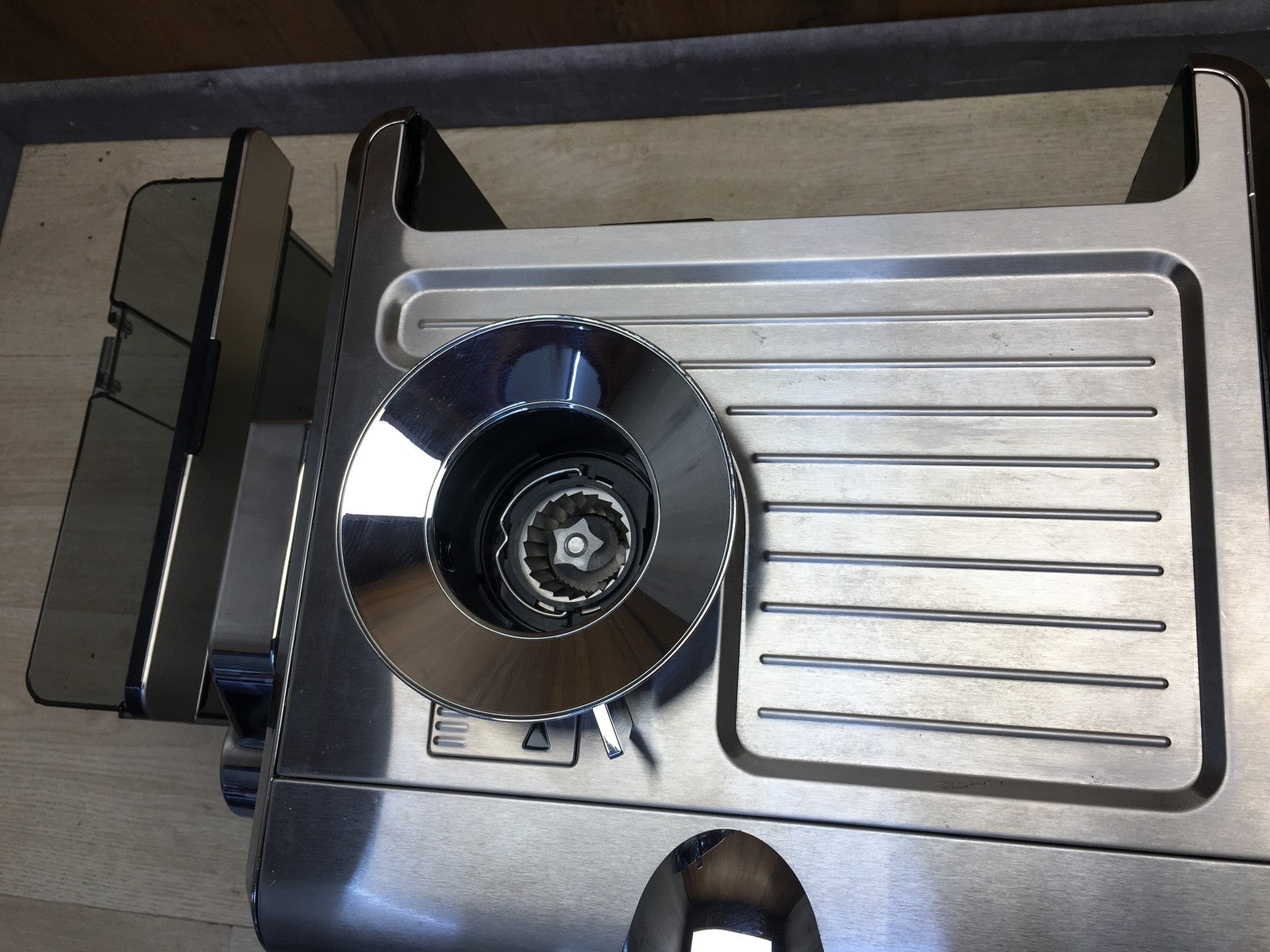 De'Longhi EC 9355.M Kaffeemaschine 1450W, I39127