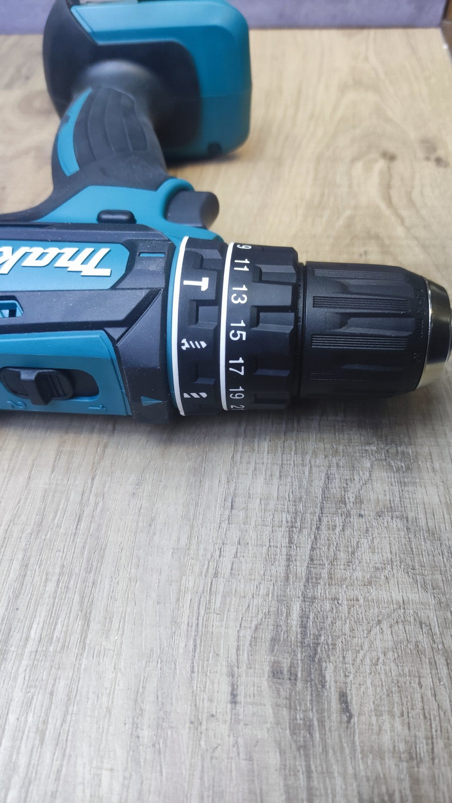 Makita DHP482RFX9 Schlagbohrschrauber 18V, mit Zubehörset, I37444