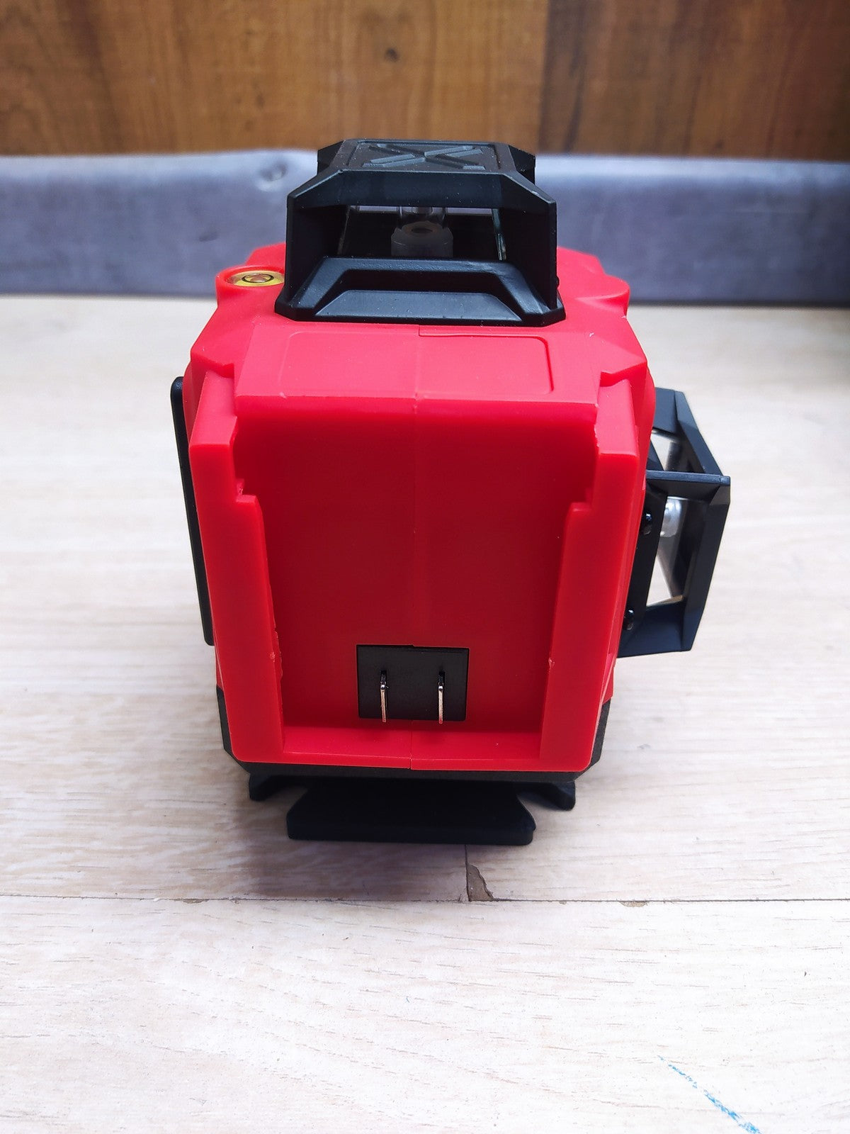 Vahlbeste Kreuzlinienlaser mit Stativ, Laser Wasserwaage mit 2xAkku, I37391