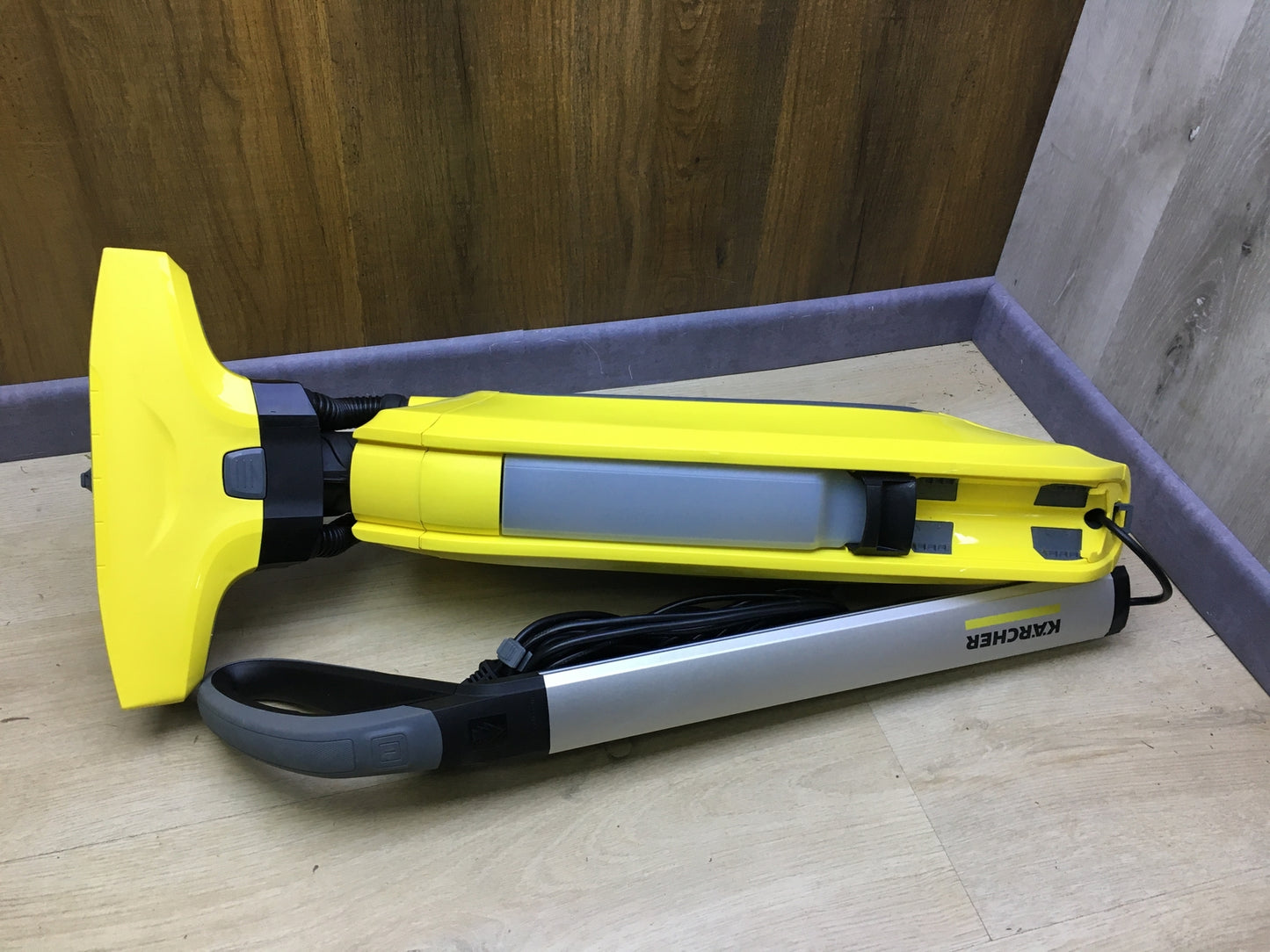 Kärcher 1.055-500.0 Hartbodenreiniger FC 5 2-in-1-Funktion, I30088